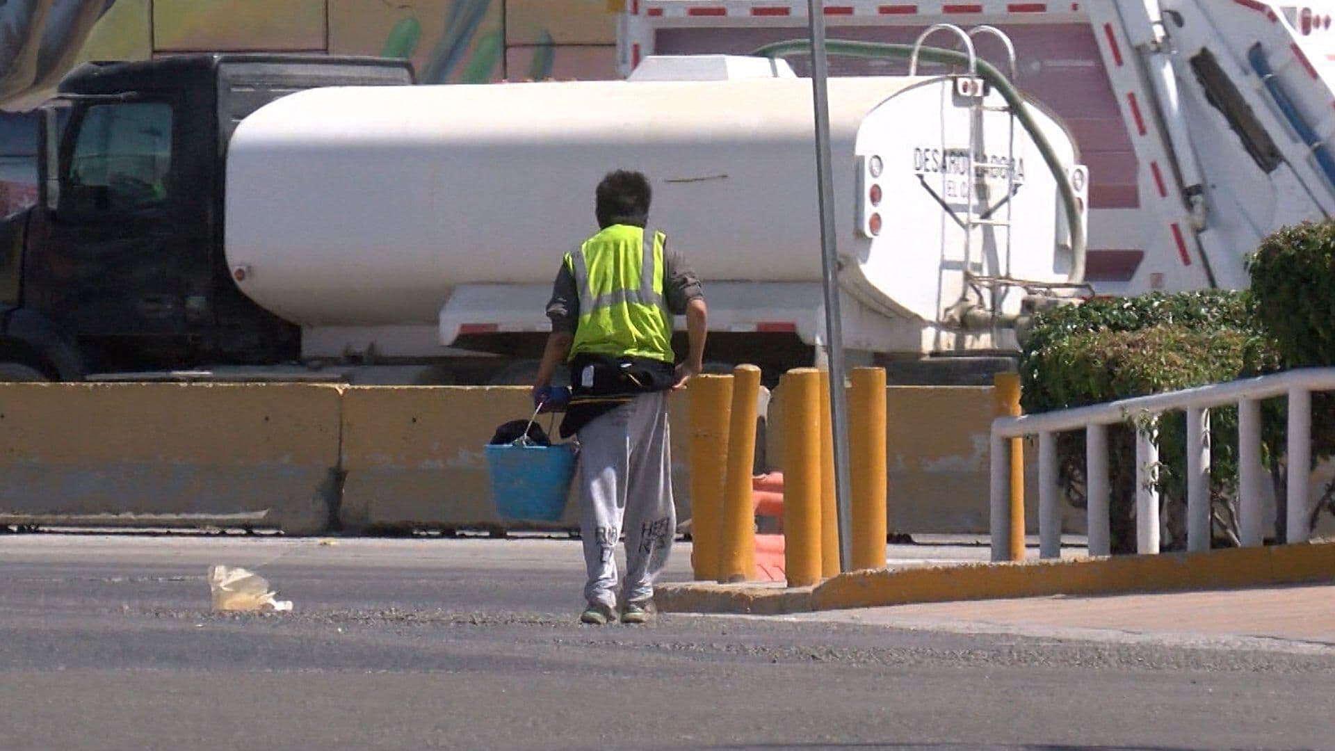 Migrantes Deportados Deciden Quedarse en Tijuana por Oferta Laboral y Familia