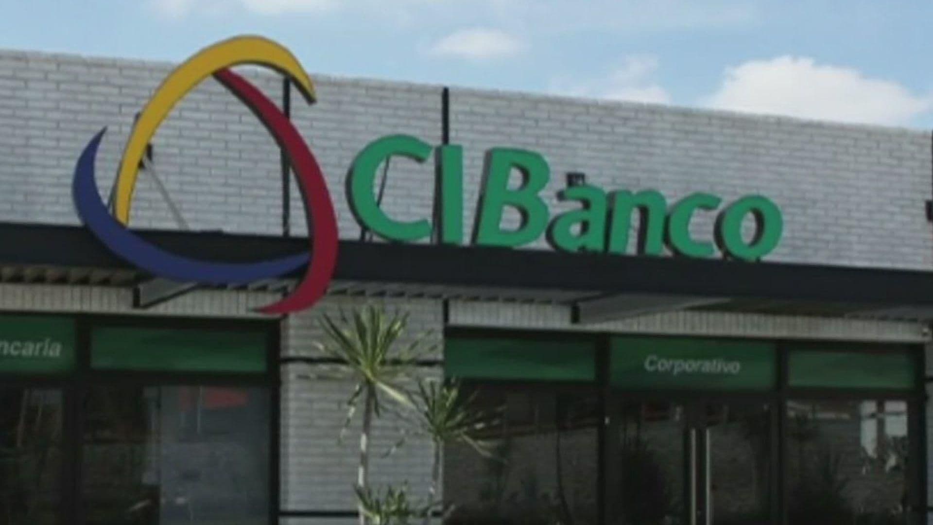 ¿Hay Riesgos para Clientes de Bancos Acusados por EUA de Lavado de Dinero?