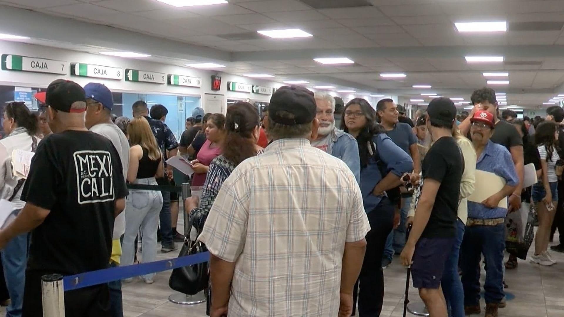 Así se Vio el Último Día para el Refrendo de la Tarjeta de Circulación 2025 en Mexicali