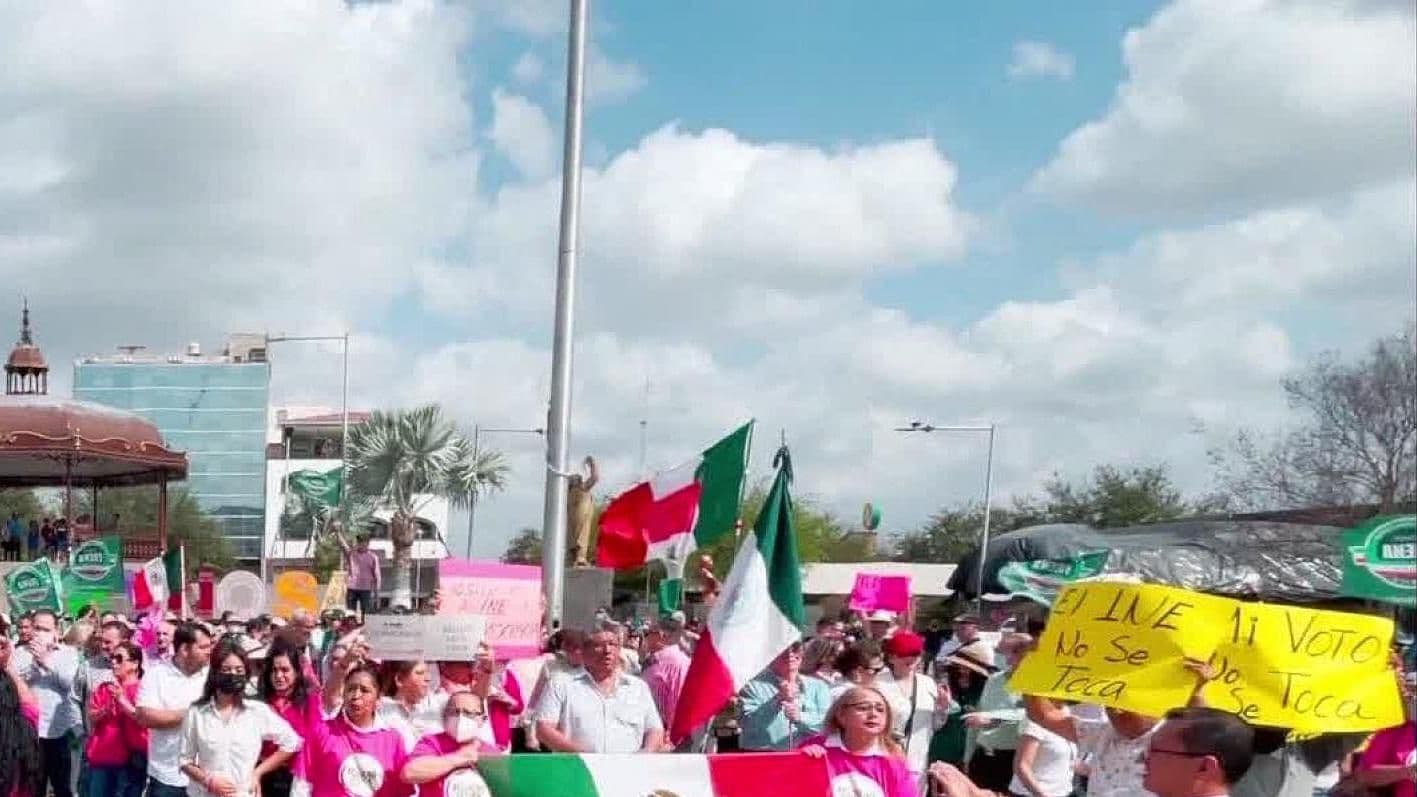 Realizan en Reynosa Manifestación en Defensa del INE