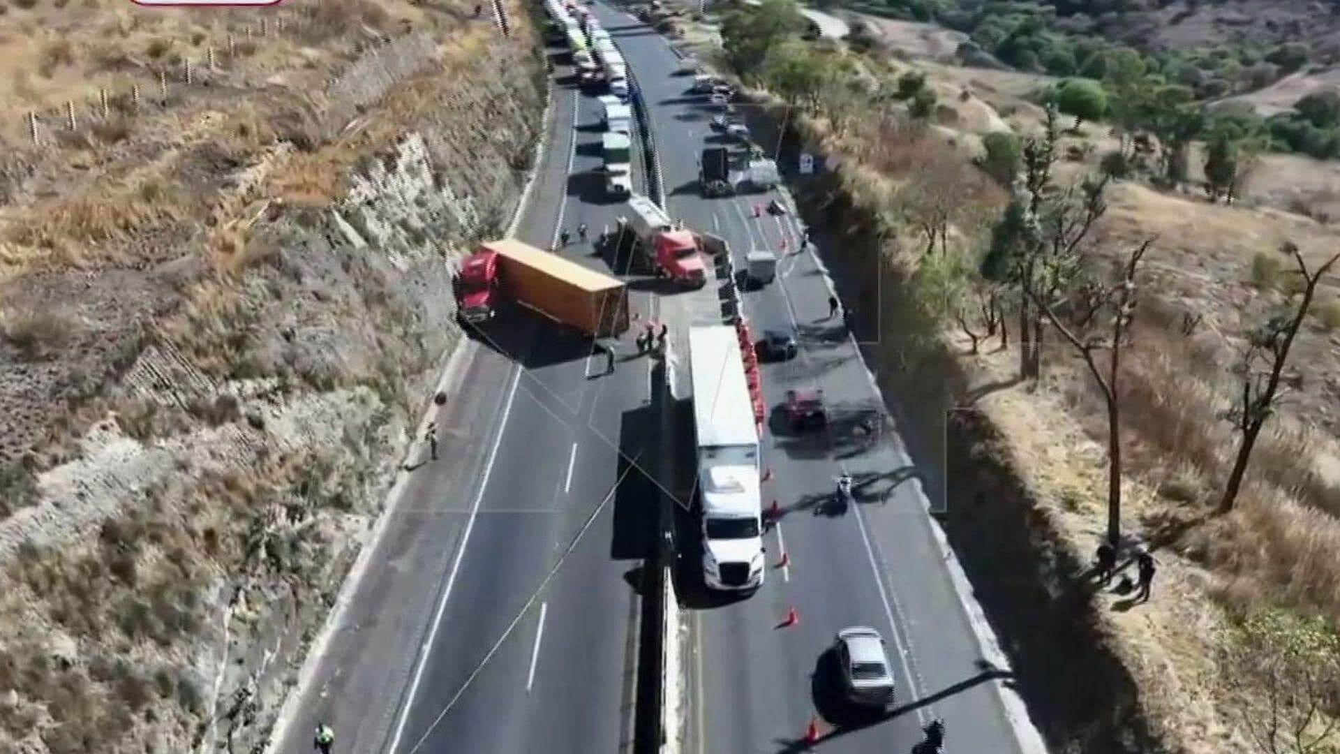 Reabren Autopista Chamapa-La Venta tras 9 Horas de Cierre por Chofer Baleado