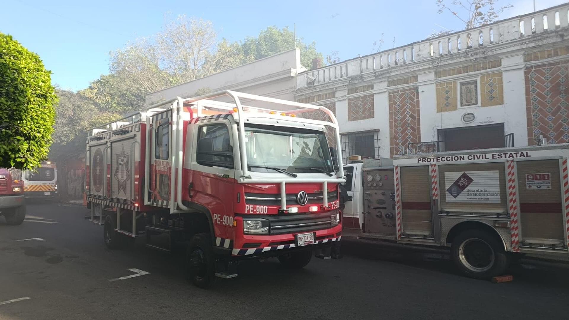 Se Incendia Vivienda de la Colonia El Carmen en Puebla: No Hay Paso Vehicular