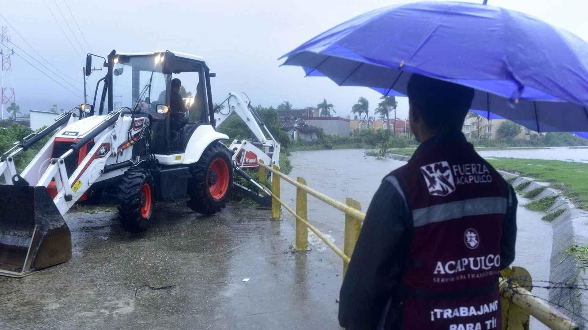 No Hay Paso desde Palo Blanco a La Venta por Impacto de ‘John’ en Acapulco