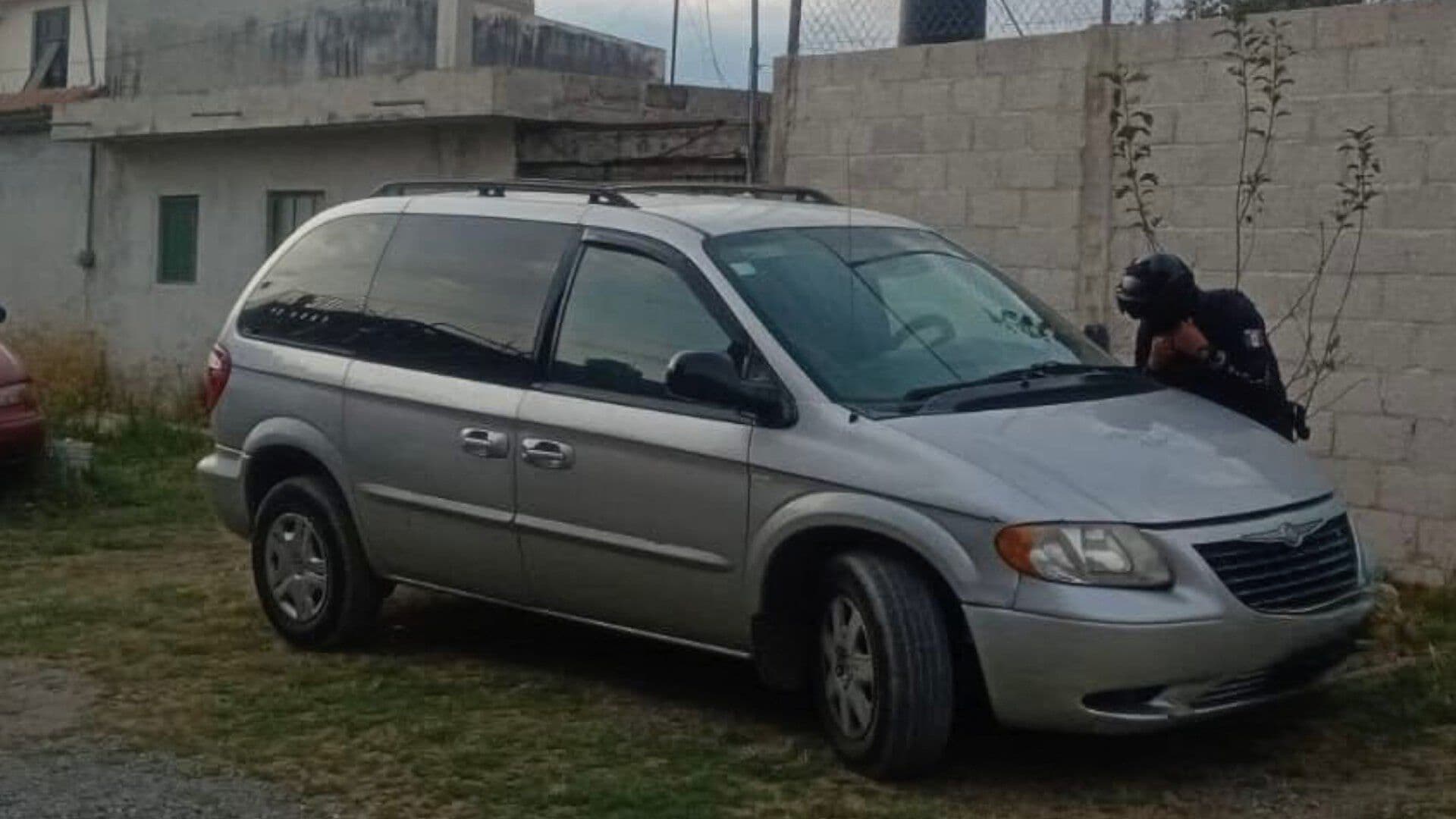 Recuperan una Camioneta con Reporte de Robo Vigente en Amozoc, Puebla