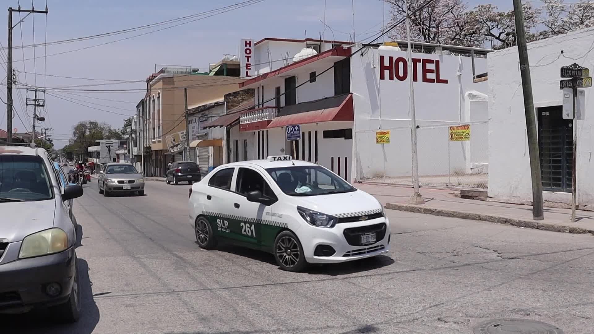 Guardia Civil Detiene a Dos Personas y Asegura Droga en San Luis Potosí