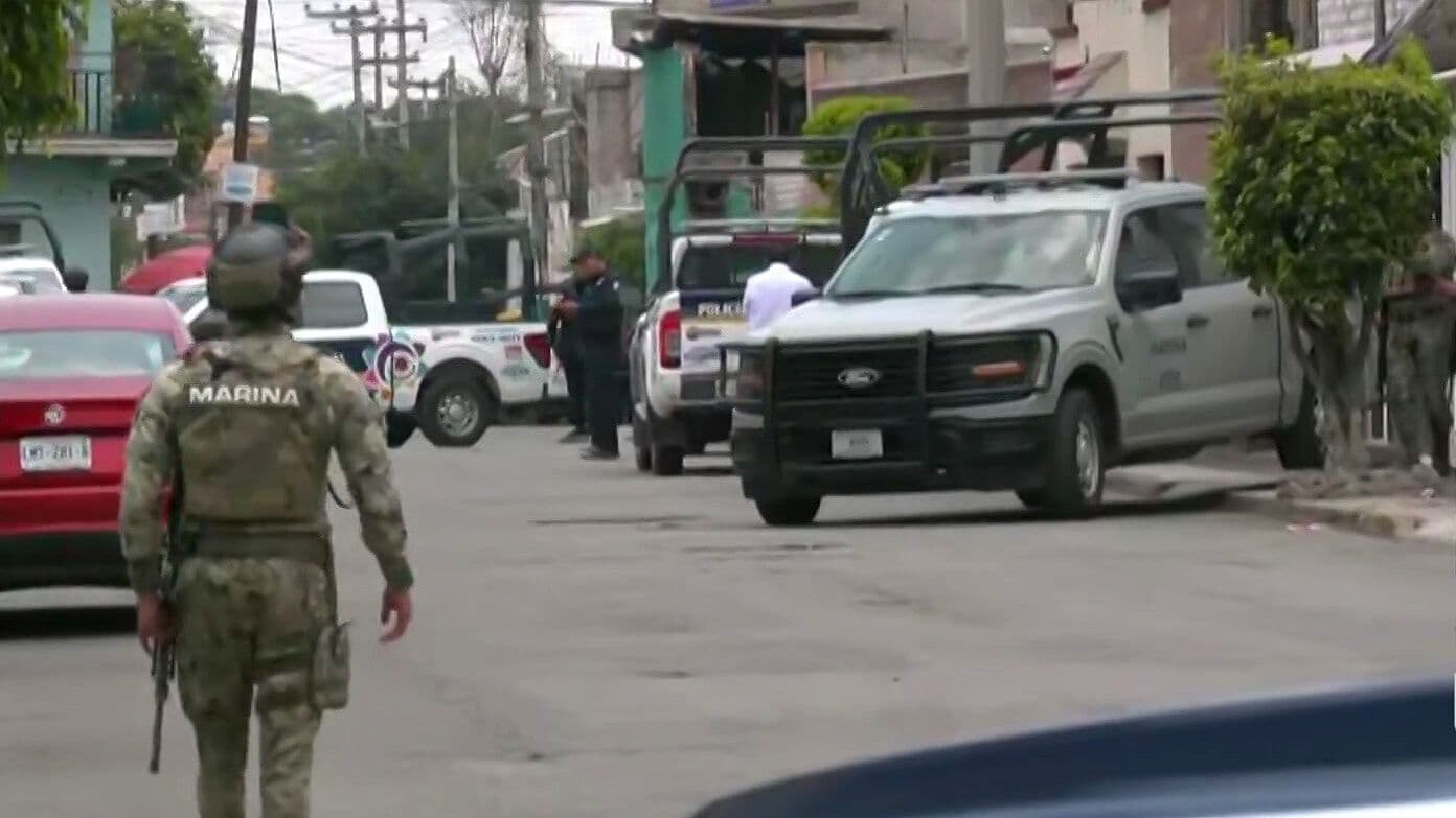 Hallan Hielera con Restos Humanos en Ecatepec, Edomex