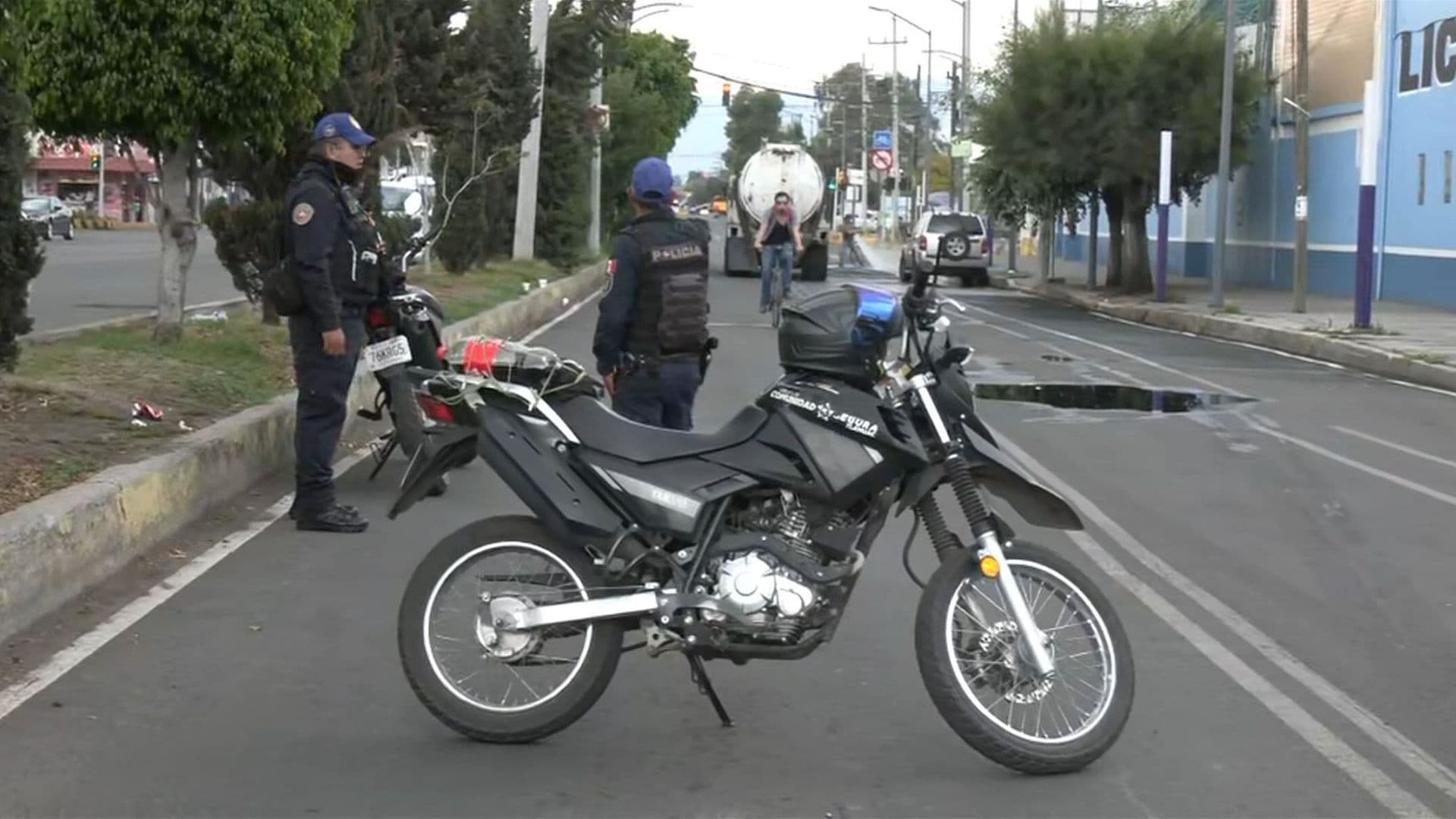 Muere Motociclista tras Chocar contra Tope sin Señalización durante una Persecución en Tláhuac