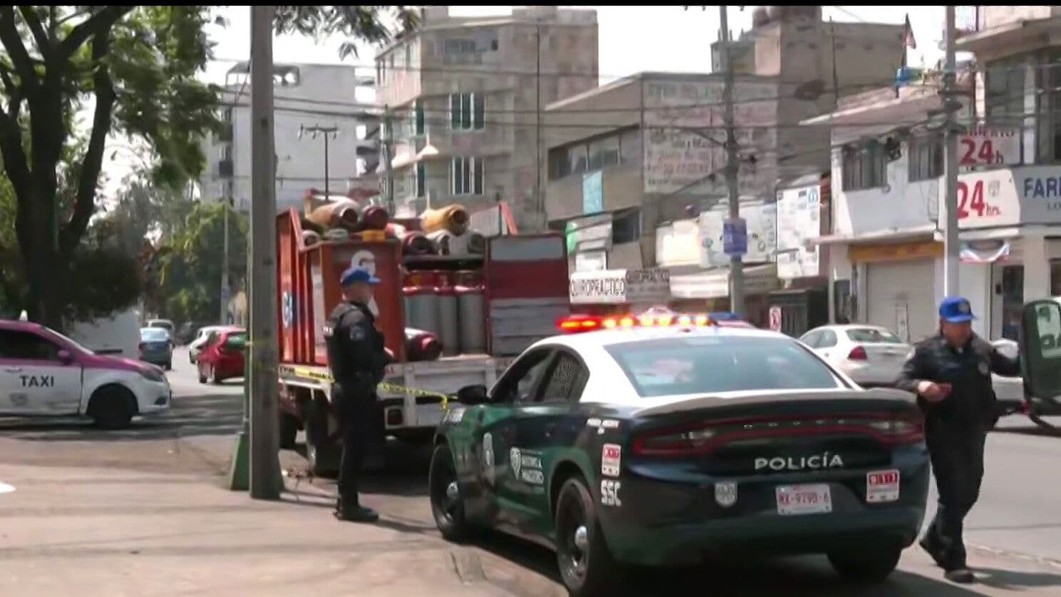 Muere Hombre Arrollado por Camión de Gas en Avenida Talismán, CDMX