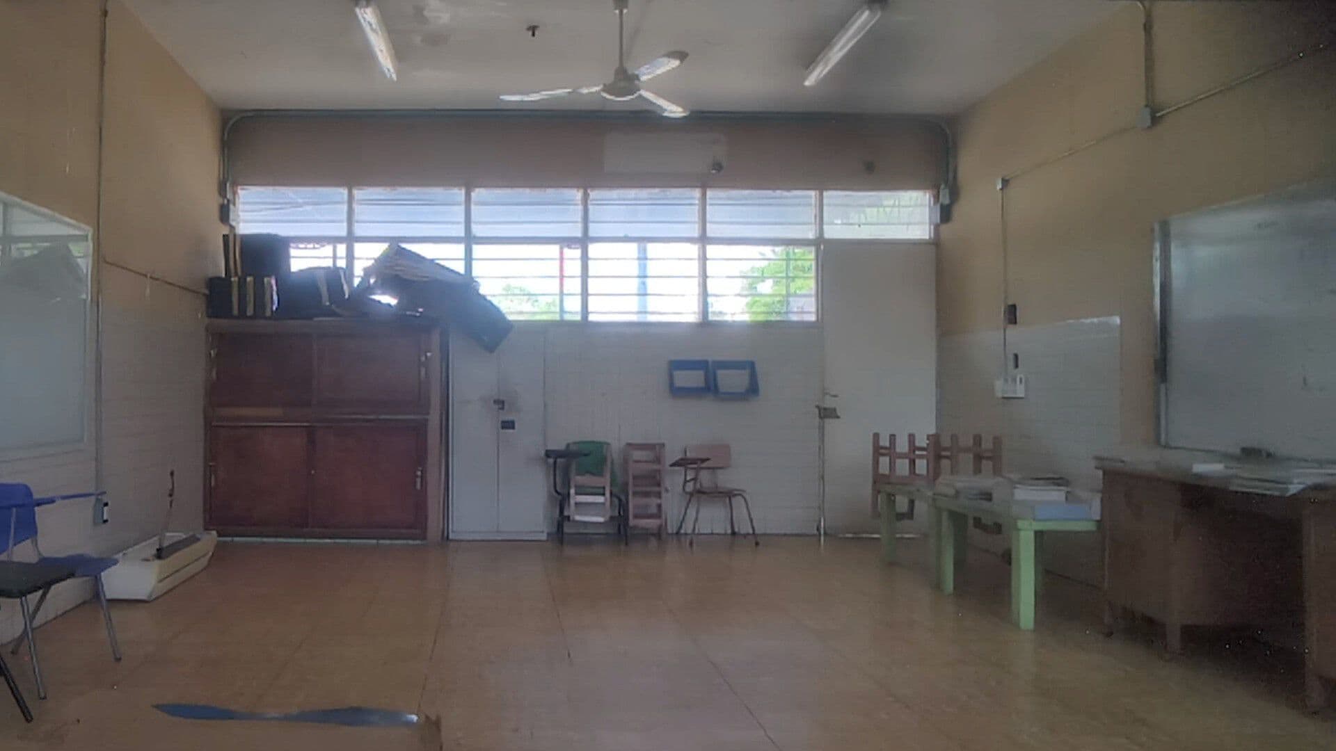 Estudiantes Toman Solo Dos Horas de Clases por Robo de Cableado en Plantel Veracruz