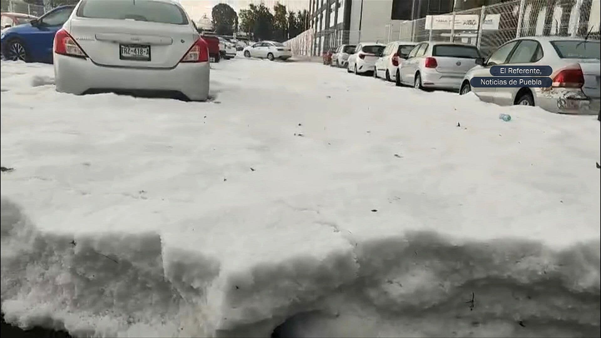 Fuerte Granizada "Encierra" en Sus Casas a Habitantes en la Zona Norte de la Capital de Puebla