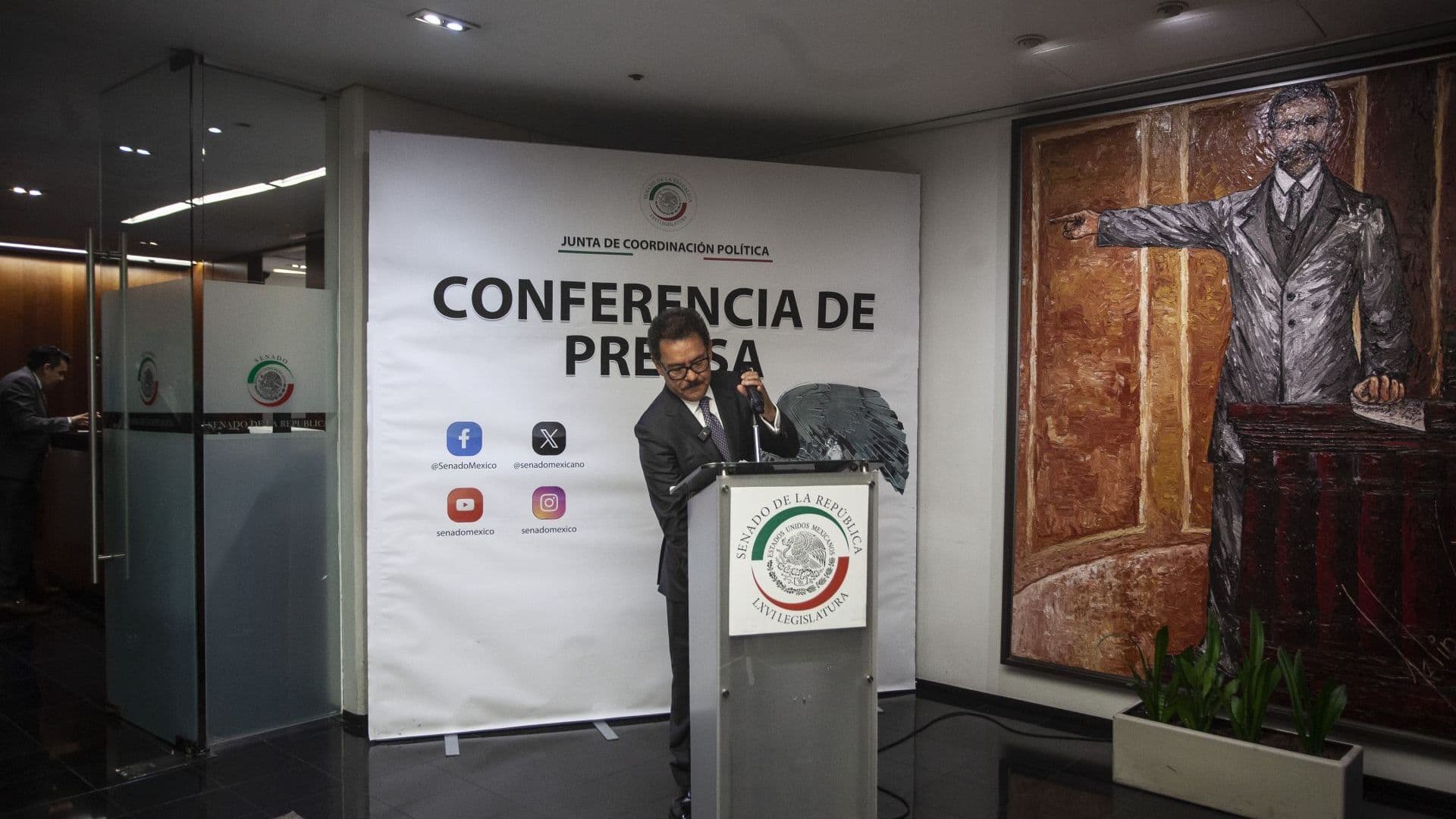 Conferencia Mier en el Senado Hoy 28 de Abril 2026.