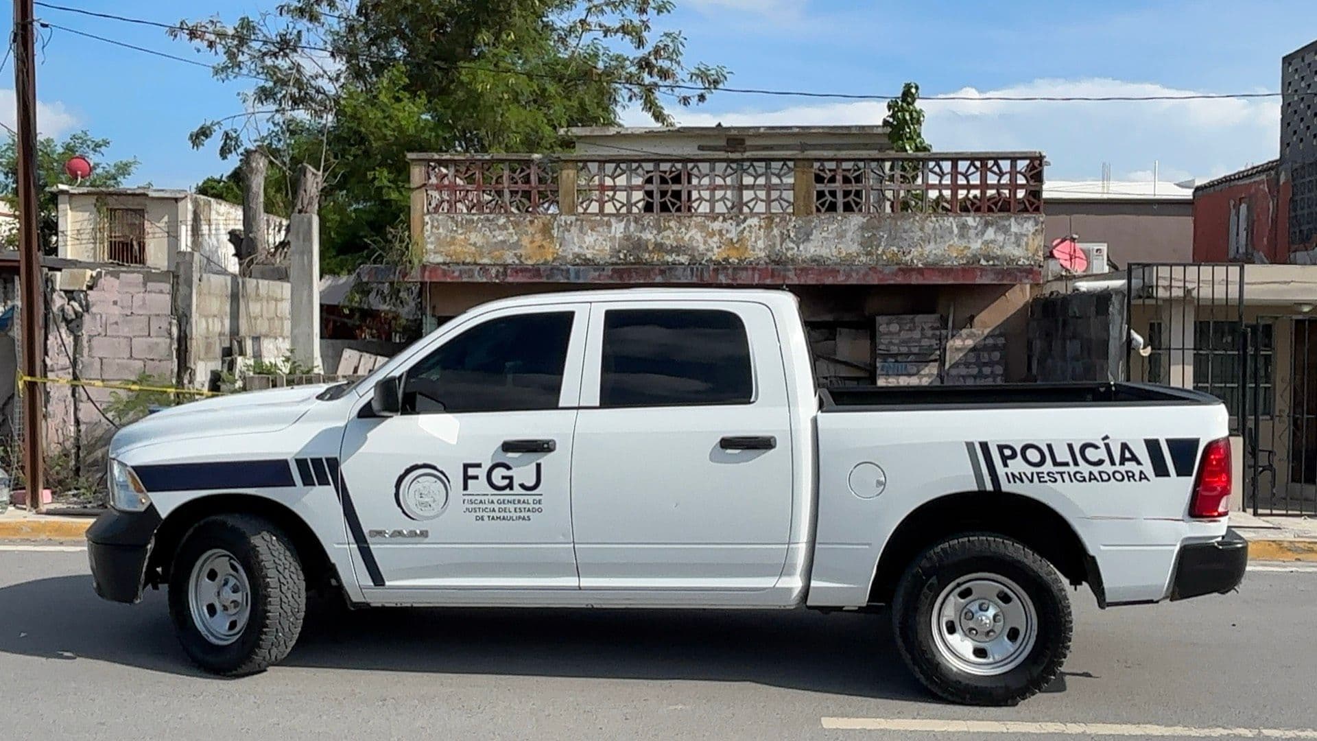 Hallan sin Vida a Hombre en Situación de Calle en Matamoros; Sus Perros Permanecieron a su Lado