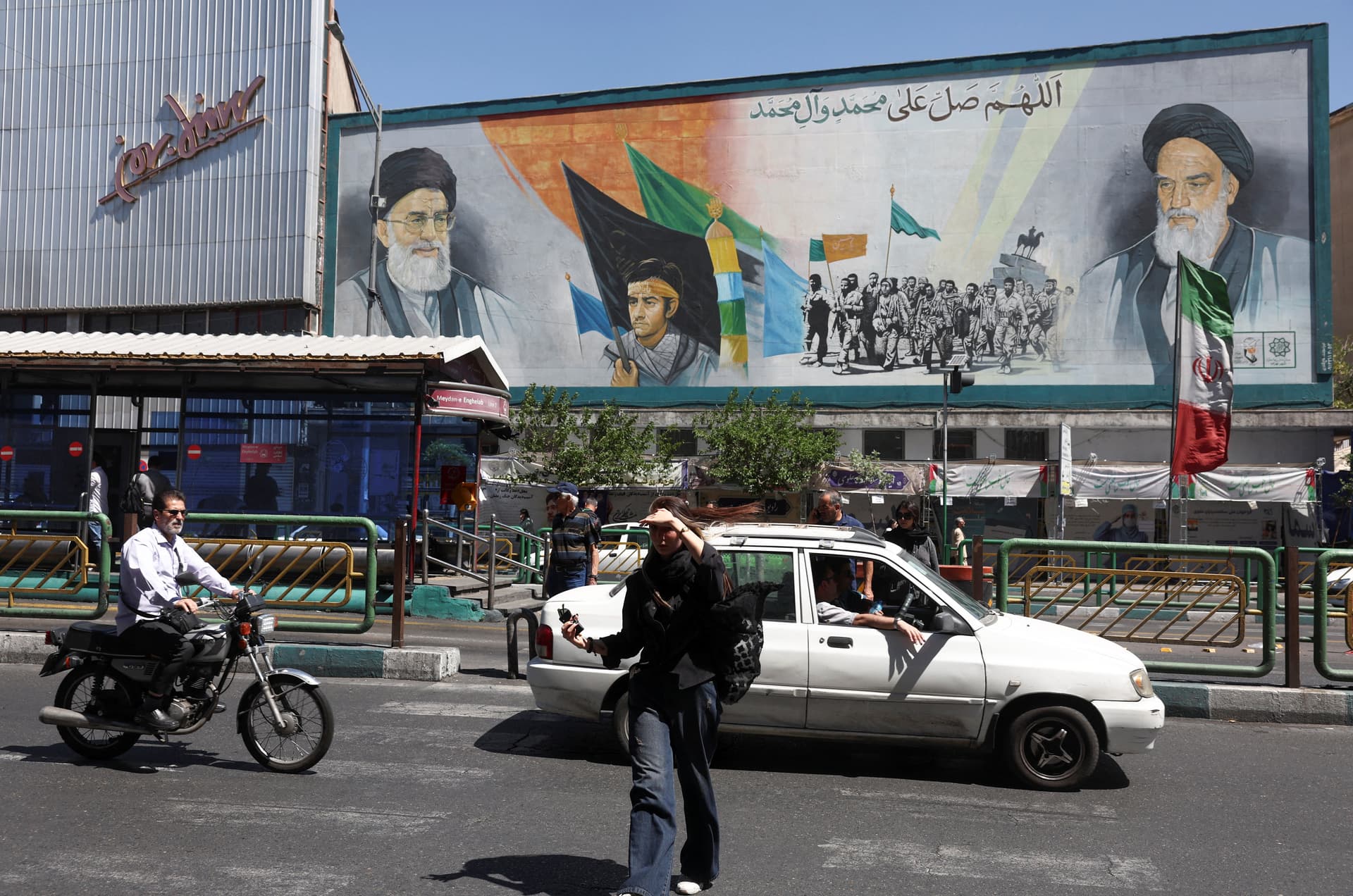Irán