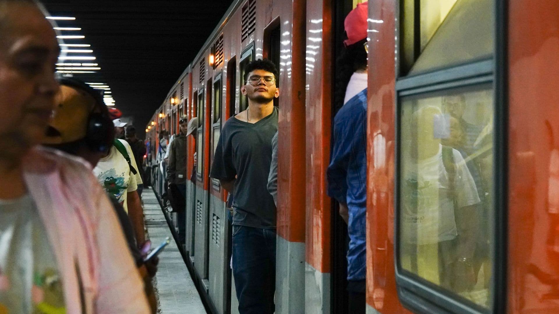 ¿Está Abierta la Estación Zócalo del Metro CDMX? Así Está el Servicio en la Línea 2