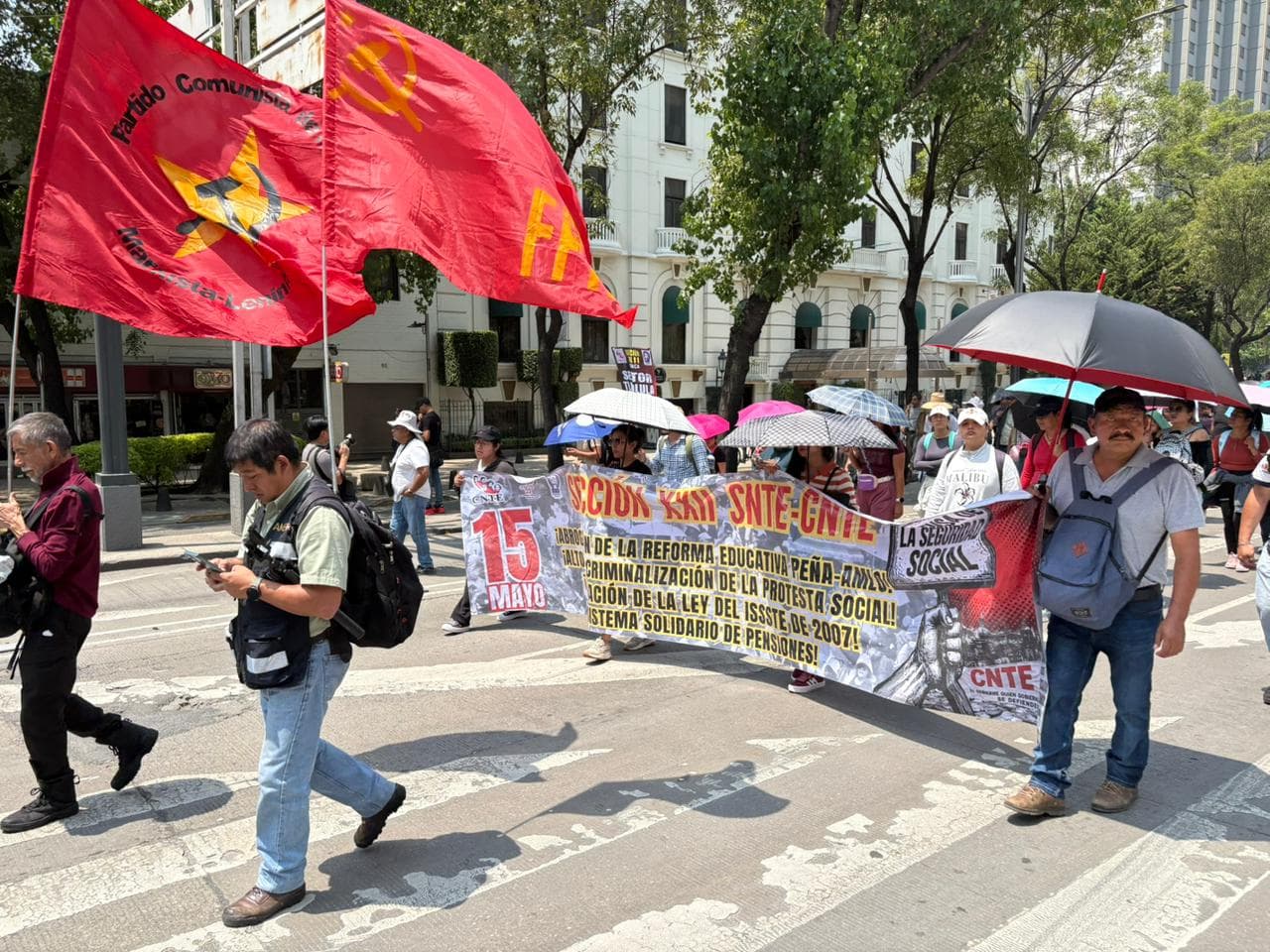 Marcha de la CNTE hoy 25 de mayo 2026, en CDMX