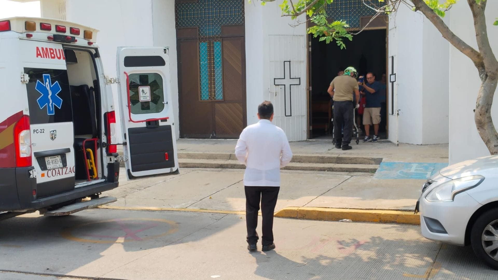 Sacerdote se desmaya
