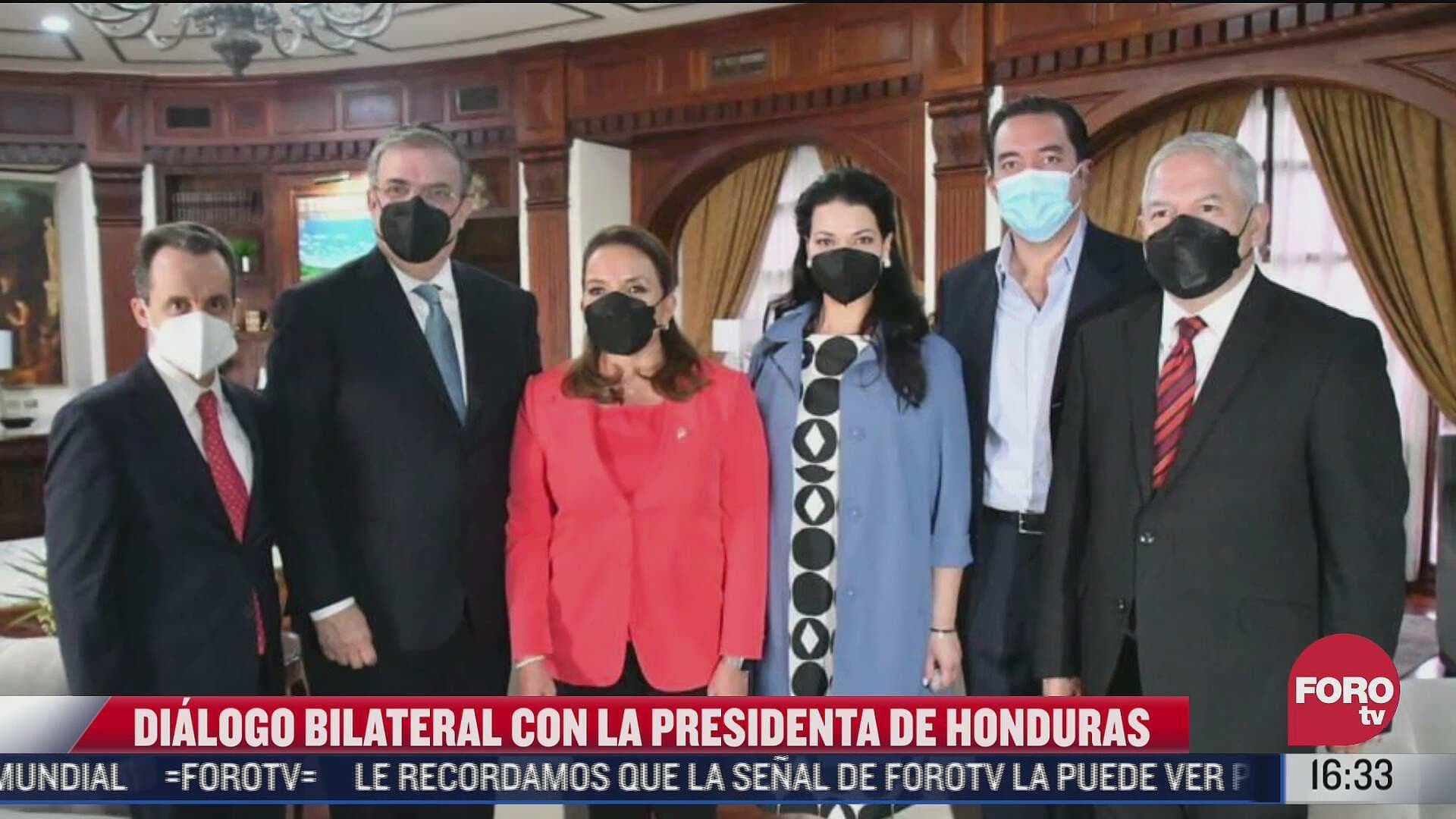 Ebrard se reúne con la presidenta de El Salvador, Xiomara Castro