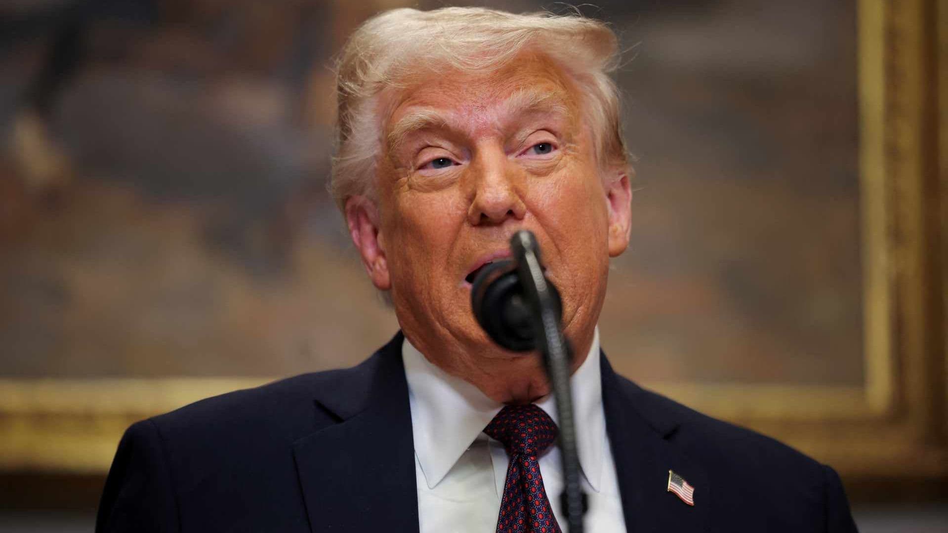 Trump Resta Importancia a Filtración de Chat sobre Ataques en Yemen y Desacredita a Periodista