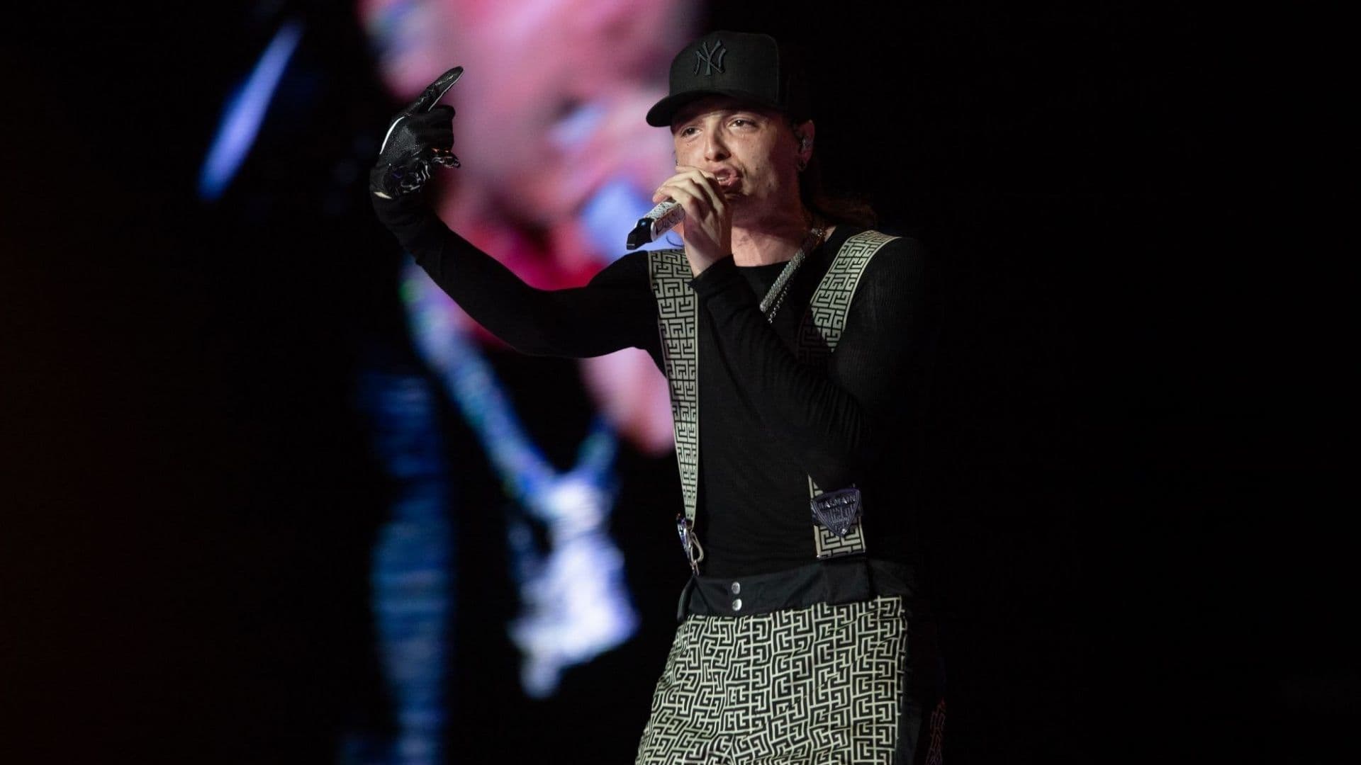 Peso Pluma Lleva los Corridos Tumbados a Europa con 'La Doble P World Tour'
