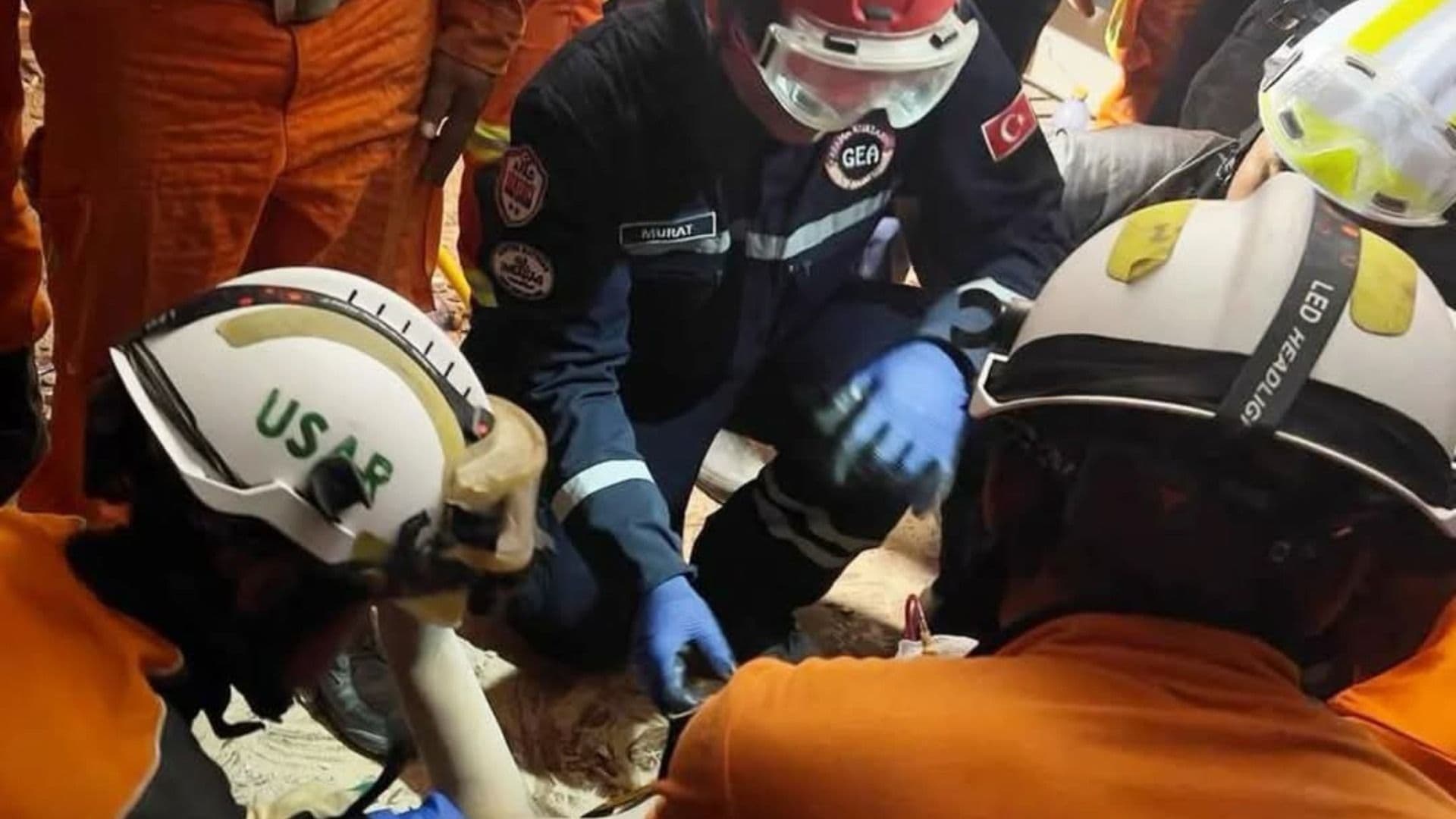 Video | Así Fue el Rescate con Vida de un Hombre Atrapado en un Edificio Tras Sismo en Myanmar