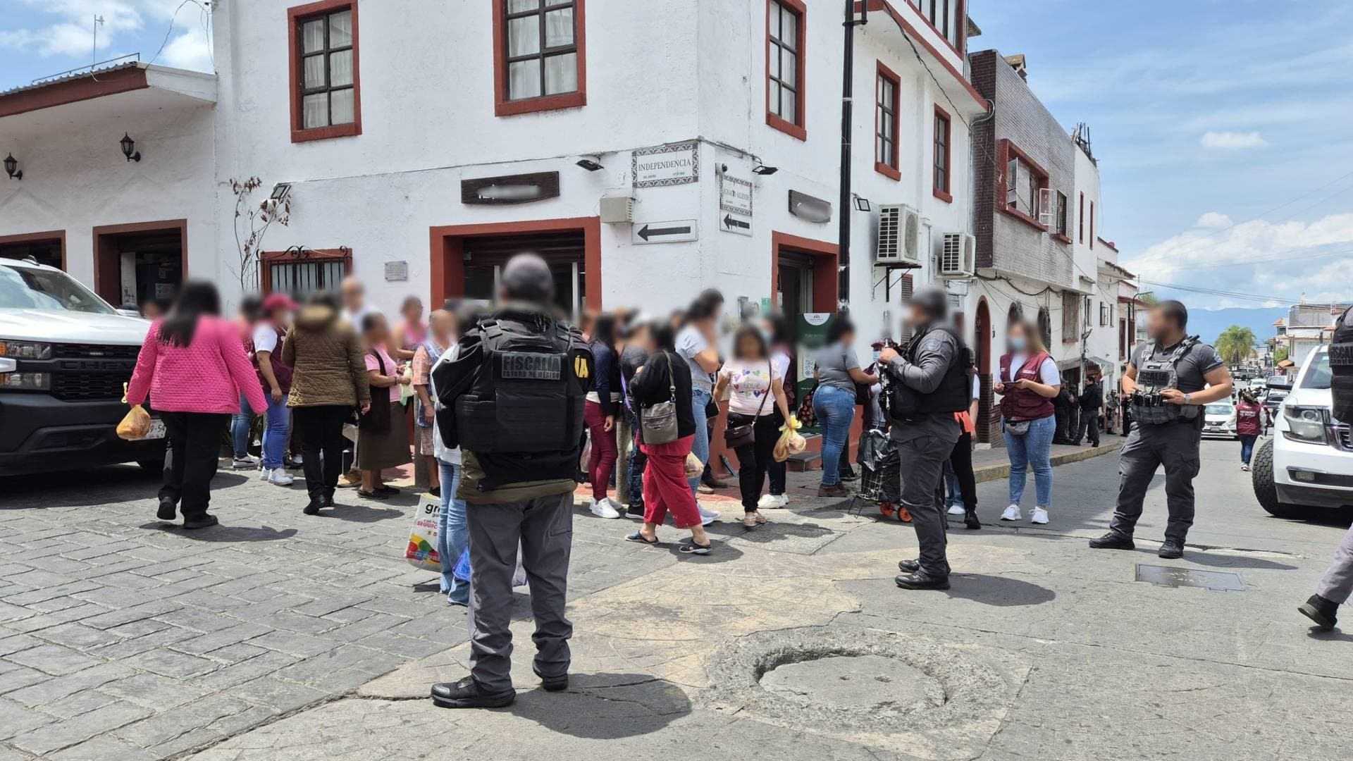 Entregan a Habitantes de Ixtapan de la Sal Animales y Productos Asegurados a Extorsionadores