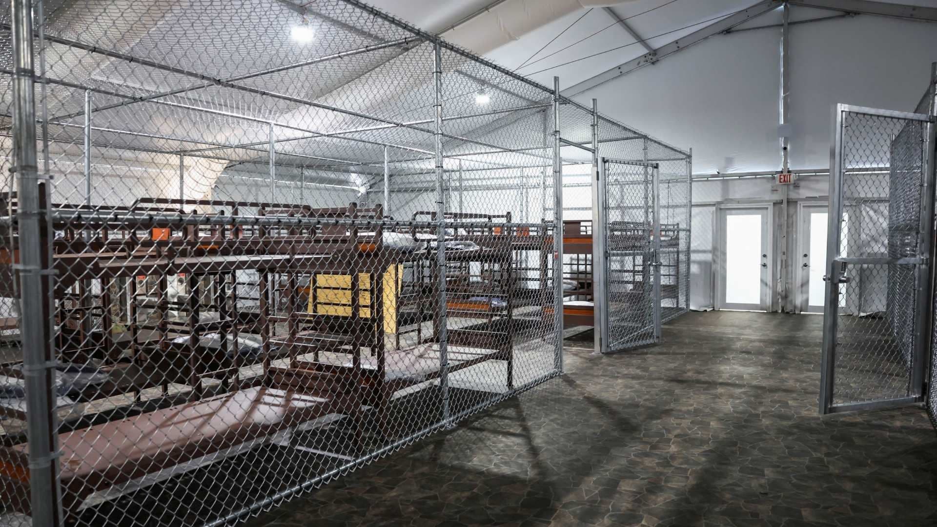 Hay Mexicanos en Alligator Alcatraz: Cónsul Informa Cuántos Connacionales Están Detenidos