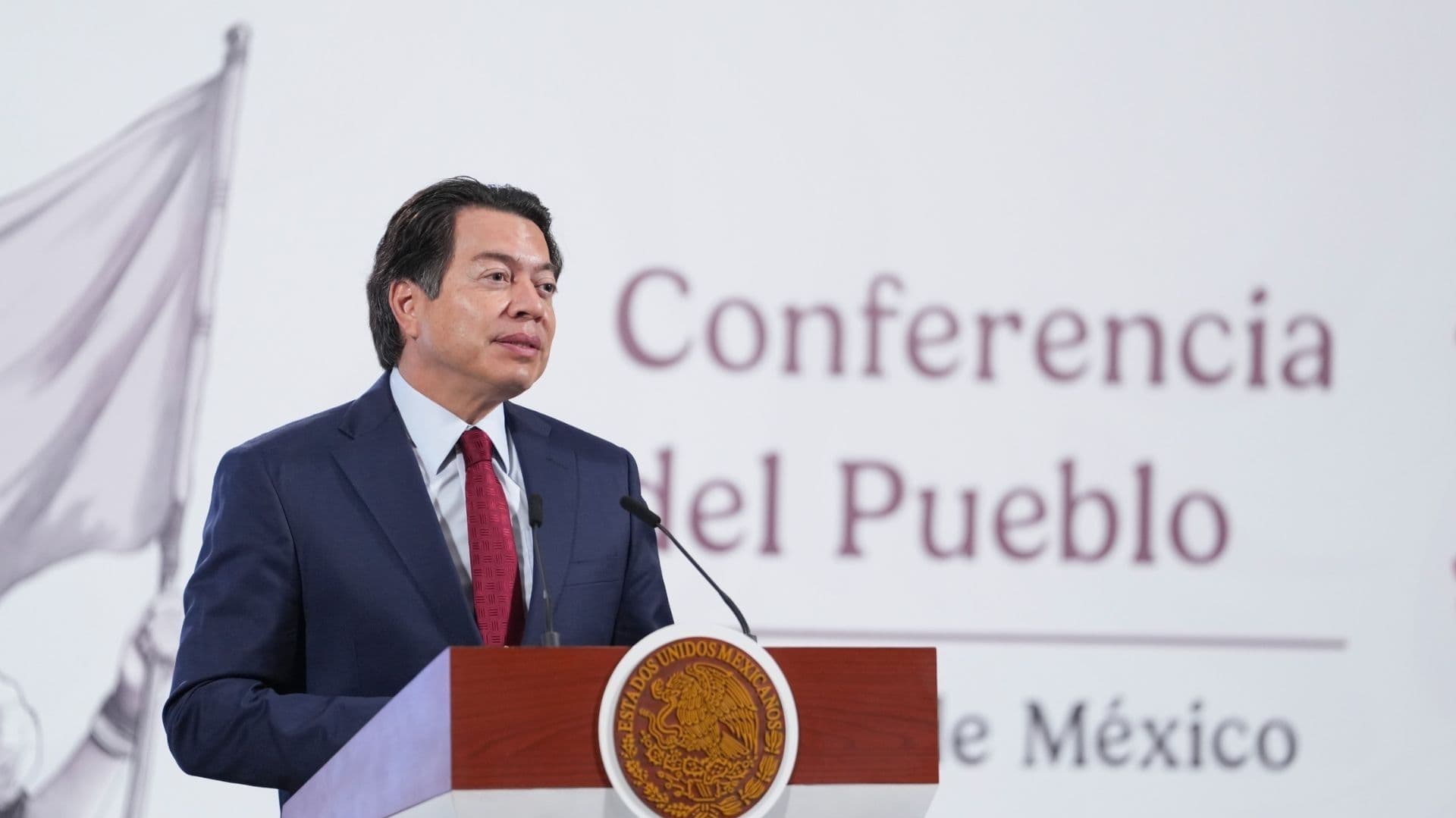 Mario Delgado Afirma que Libros de Texto No Tienen Errores y se Retiró Alusión a Lorenzo Córdova
