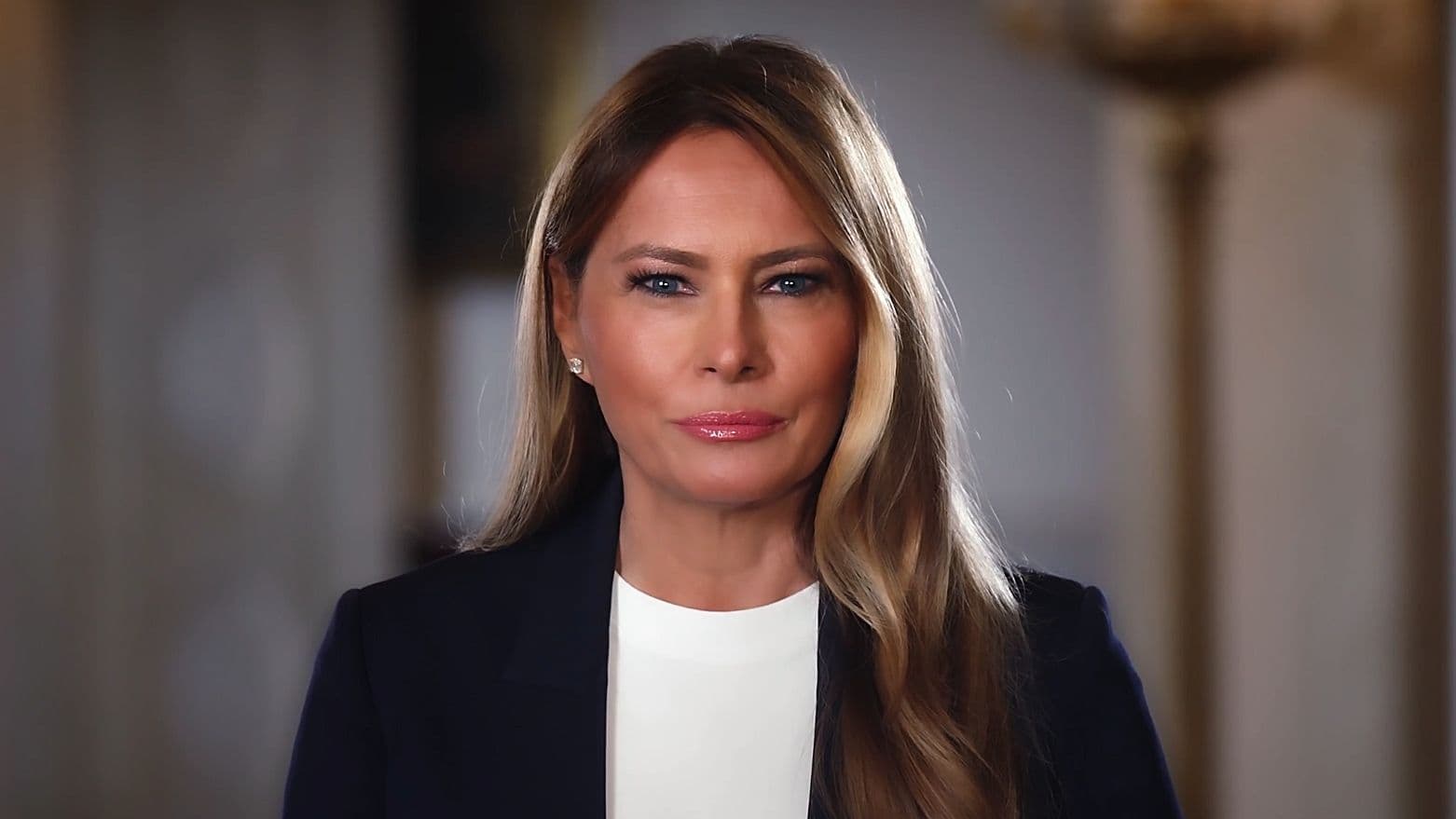 Melania Trump Presenta Proyecto para Introducir Inteligencia Artificial en Escuelas de EUA