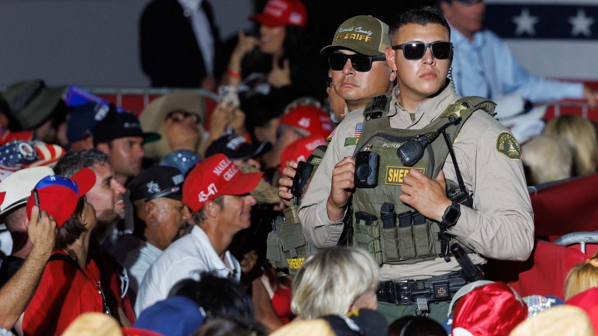 Arrestan a un Hombre Armado Cerca de un Mitin de Trump en Coachella