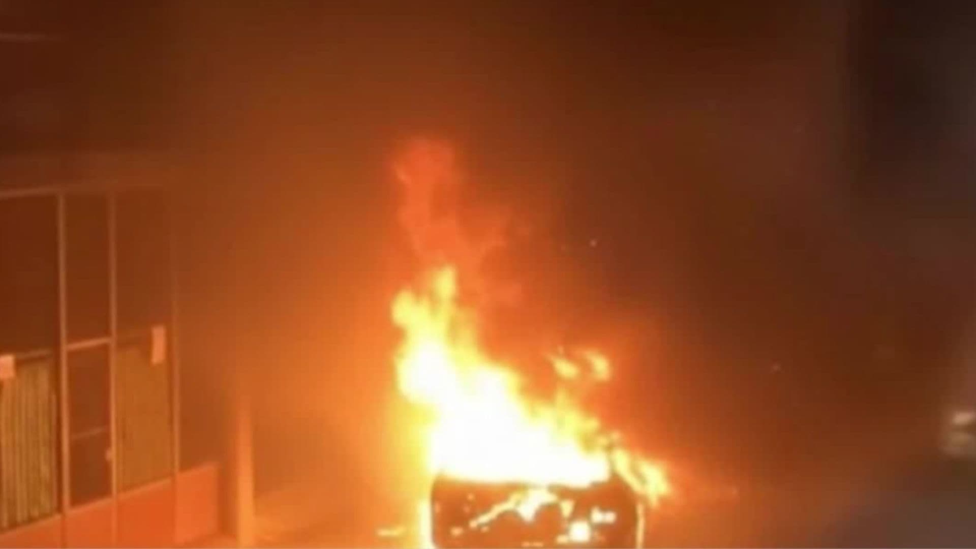 Queman Más Vehículos en Teocaltiche; Presuntamente una Célula Delictiva Ocasionó los Incendios