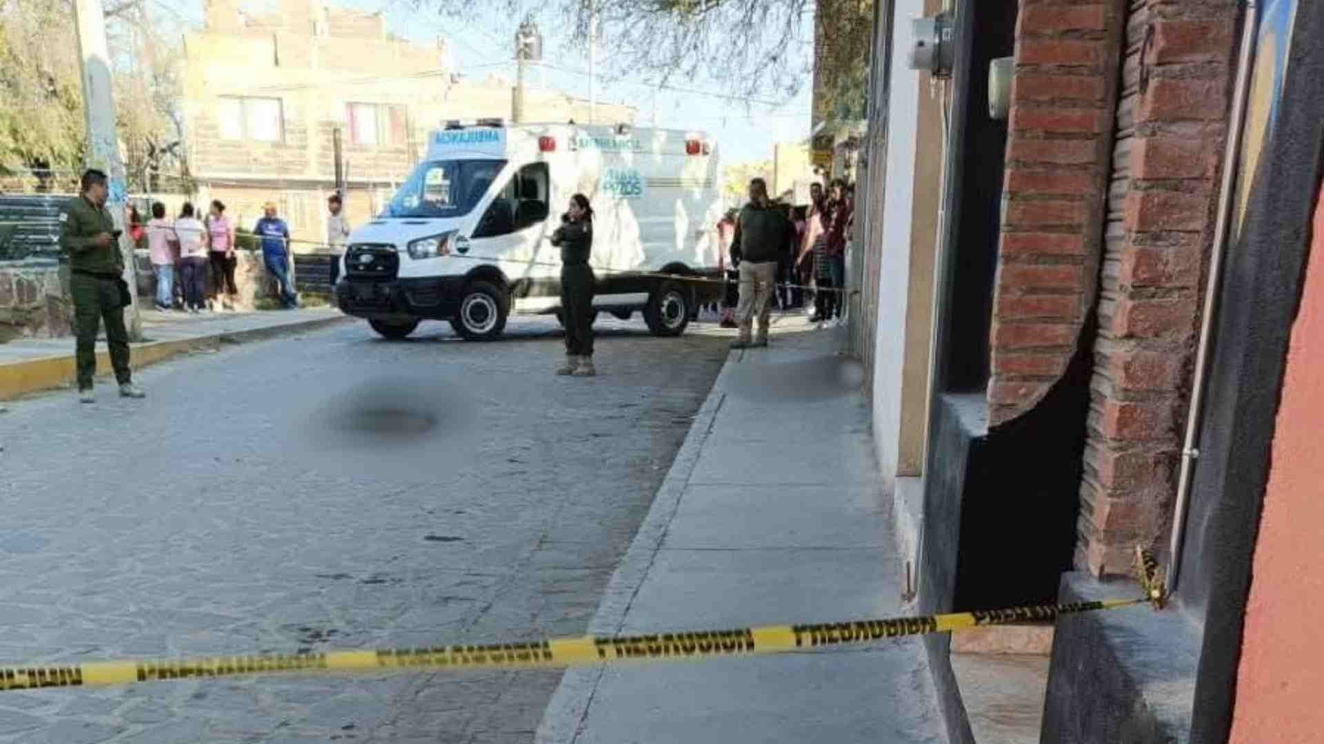 Ataque Armado Deja a una Madre y a su Hijo sin Vida en Plena Calle de Villa de Pozos, SLP