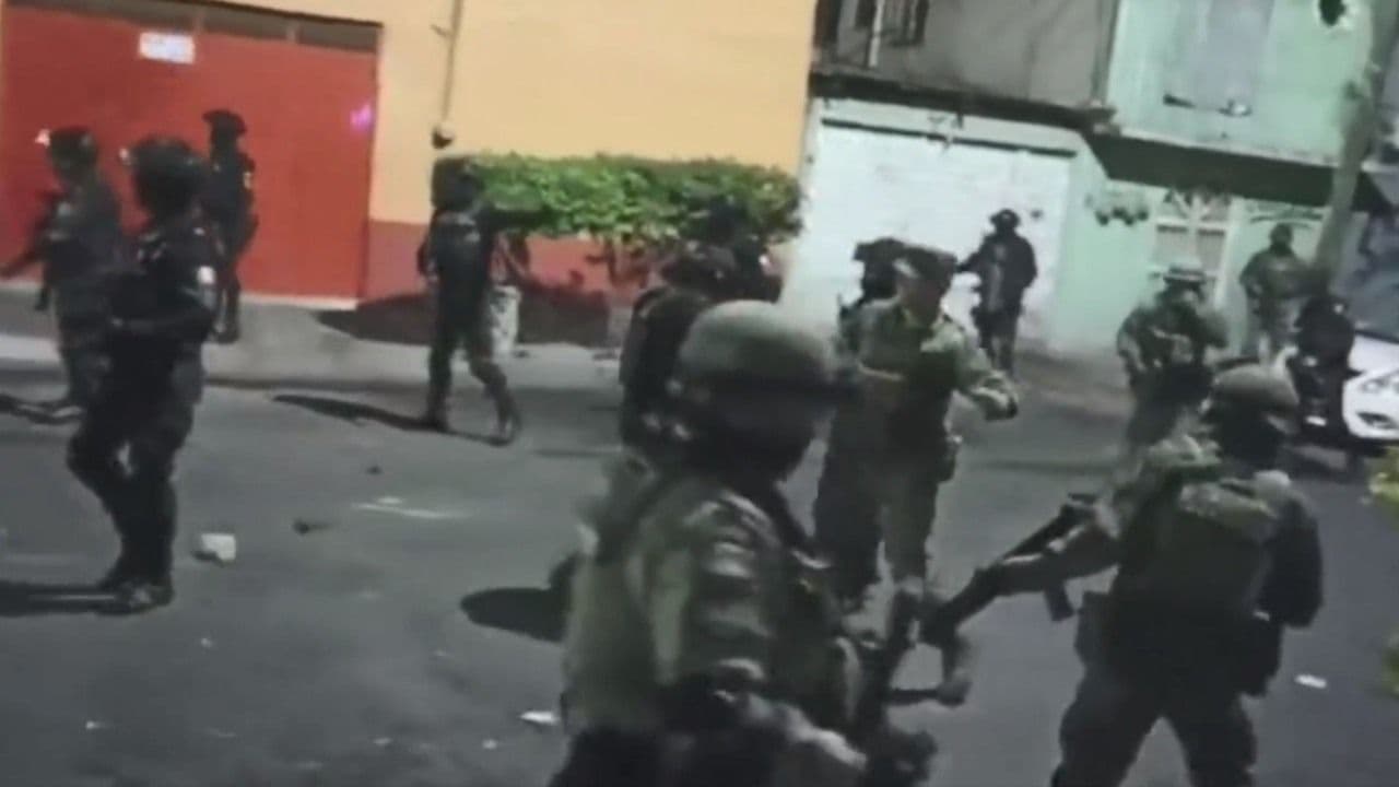 CDMX: Detonaciones Durante Cateo en Peñón de los Baños