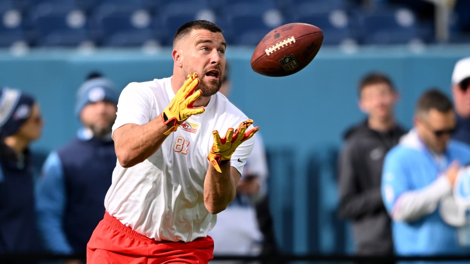 Travis Kelce No se Retira: El Prometido de Taylor Swift Renueva con los Jefes de Kansas City