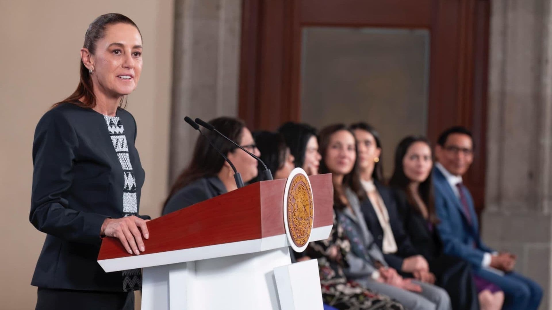Claudia Sheinbaum Decide no Demandar a Elon Musk