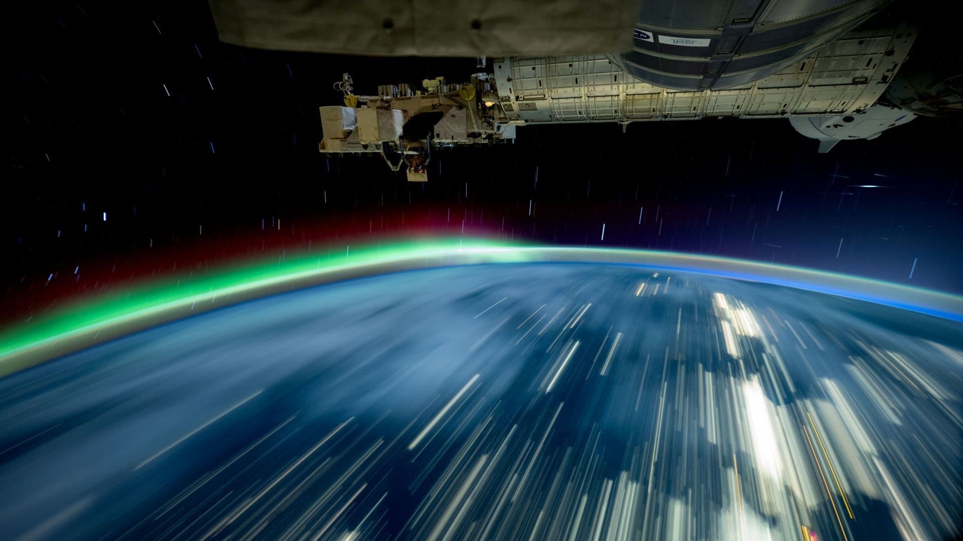 Ciencia en el Espacio: 10 Impresionantes Fotos Científicas Tomadas en la EEI este 2024