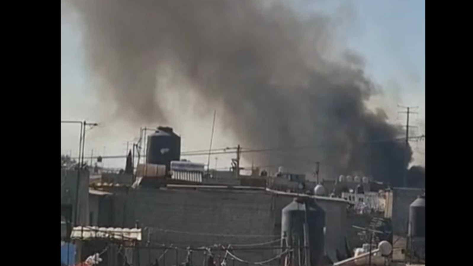 Reportan Incendio en Bordo de Xochiaca en Nezahualcóyotl
