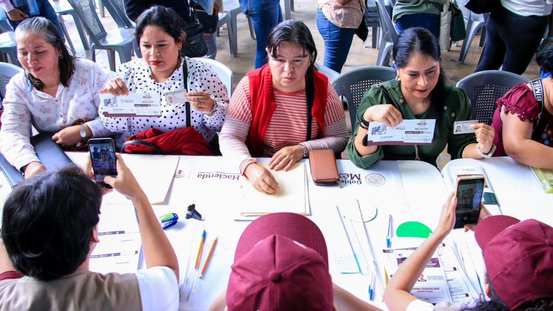 ¿Quiénes Cobran Beca Rita Cetina el Miércoles 1 y 8 de Abril 2026? Estos Apellidos Van de Pago