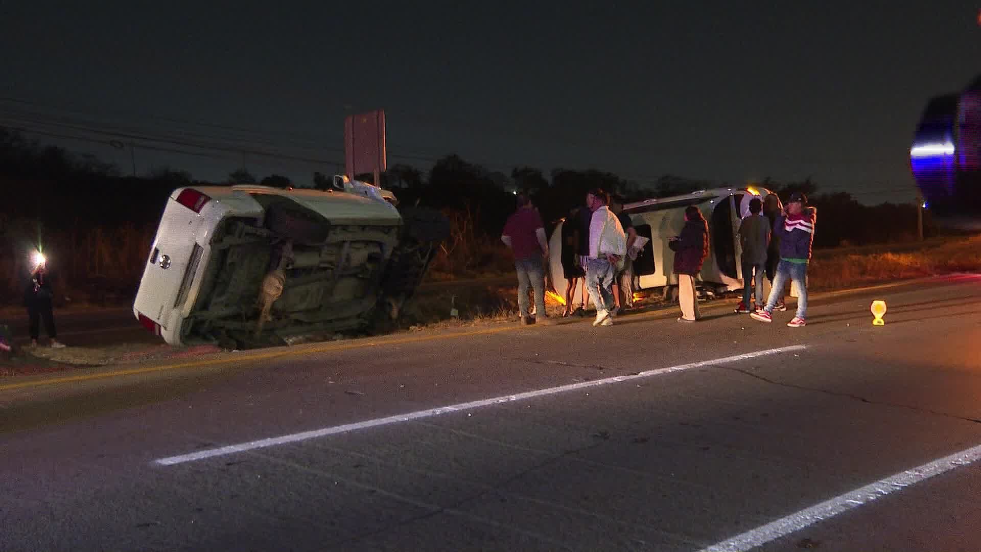 Dos Camionetas Terminan Volcadas Sobre la Carretera Libre a Zapotlanejo