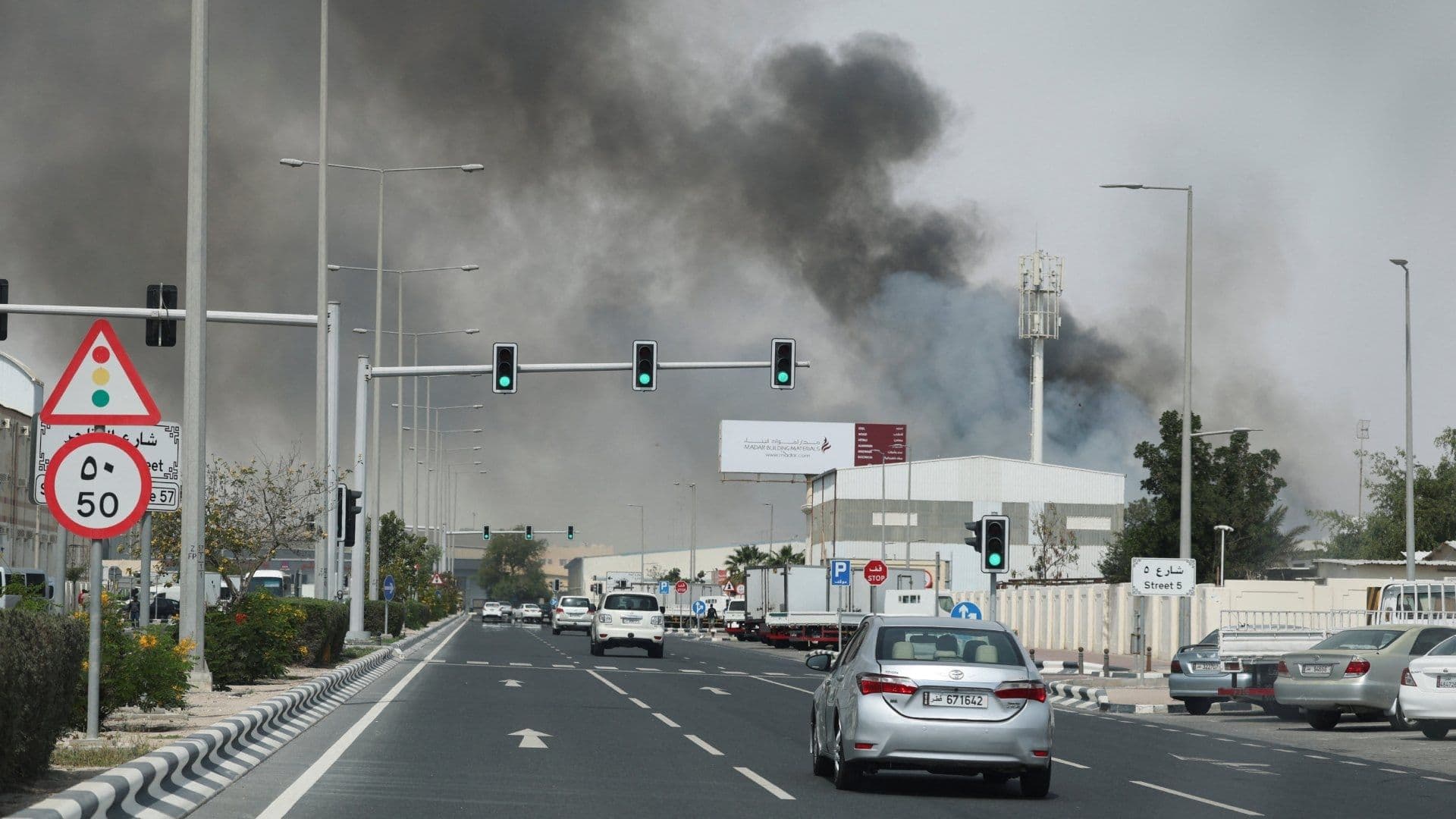 Reportan Fuertes Explosiones en Kuwait, Abu Dabi, Jerusalén, Tel Aviv, Doha y Baréin