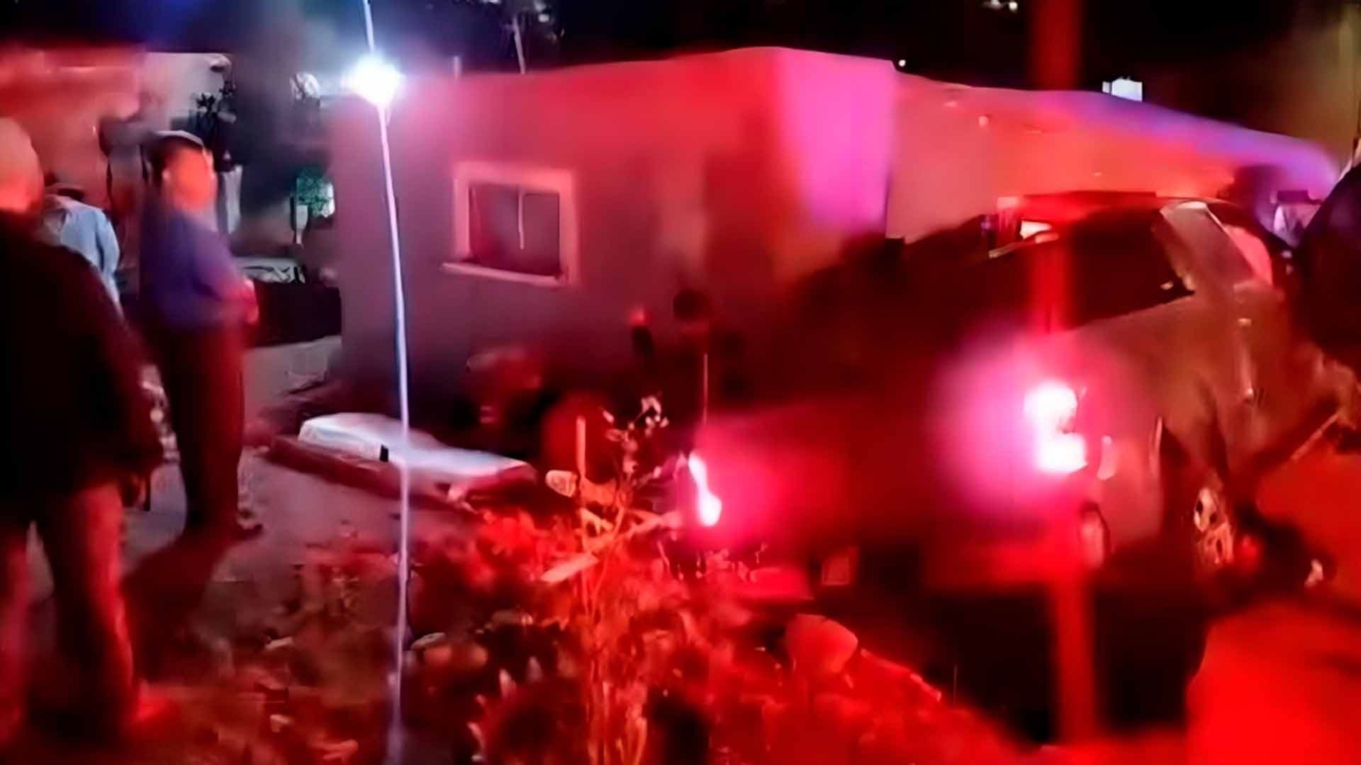 Muere Hombre y su Hermano Resulta Gravemente Lesionado tras Chocar Contra Casa en Acuña