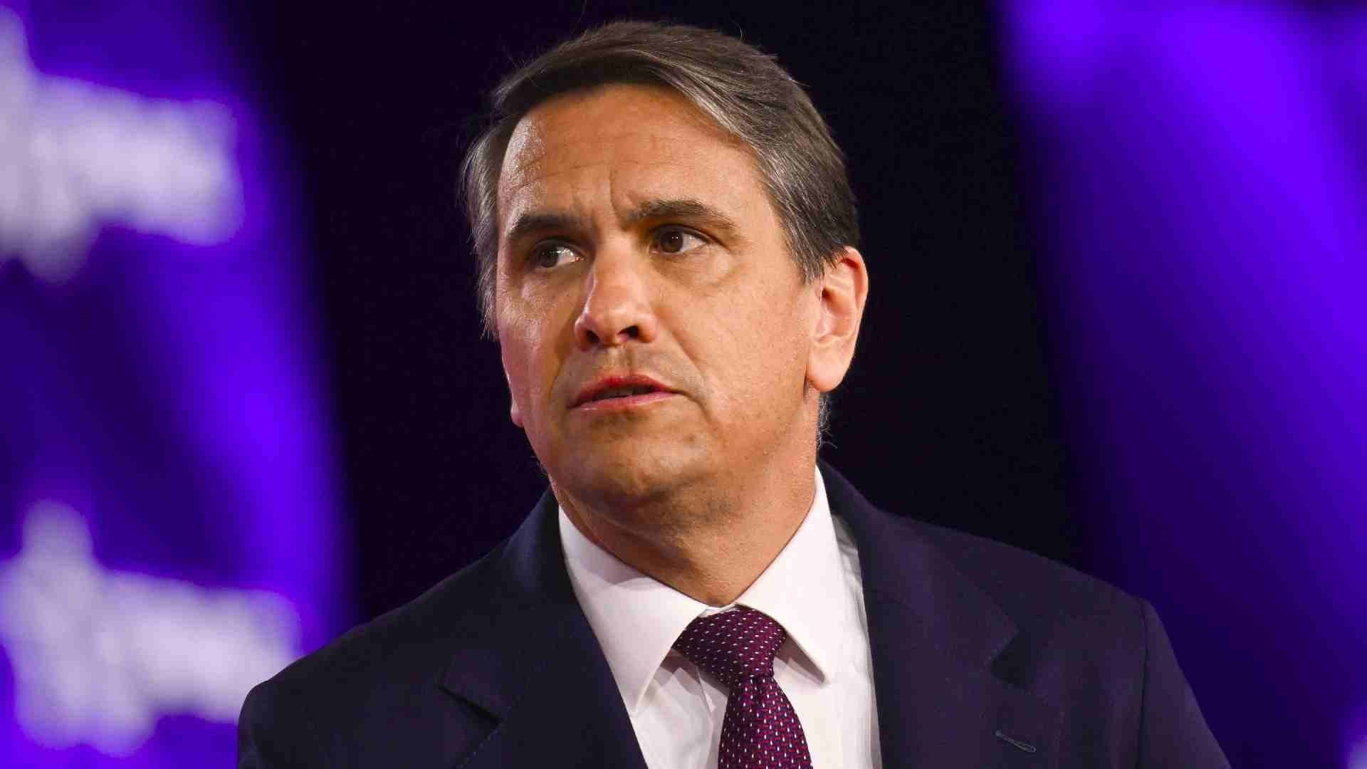 ¿Quién es Todd Blanche, Nombrado Fiscal Interino de EUA tras la Salida de Pam Bondi?