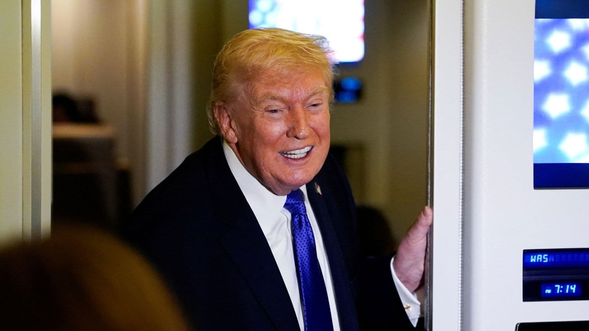 Donald Trump Asegura que Está "Exonerado" por el Caso de Jeffrey Epstein