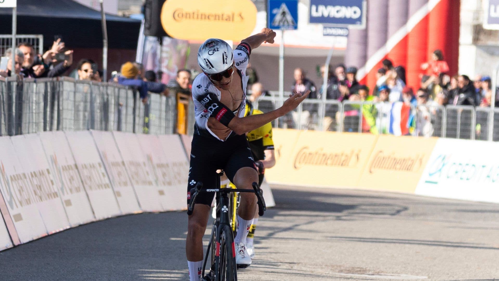 Tour de Austria 2025: ¿Cómo Quedó Isaac Del Toro en la Etapa 1?