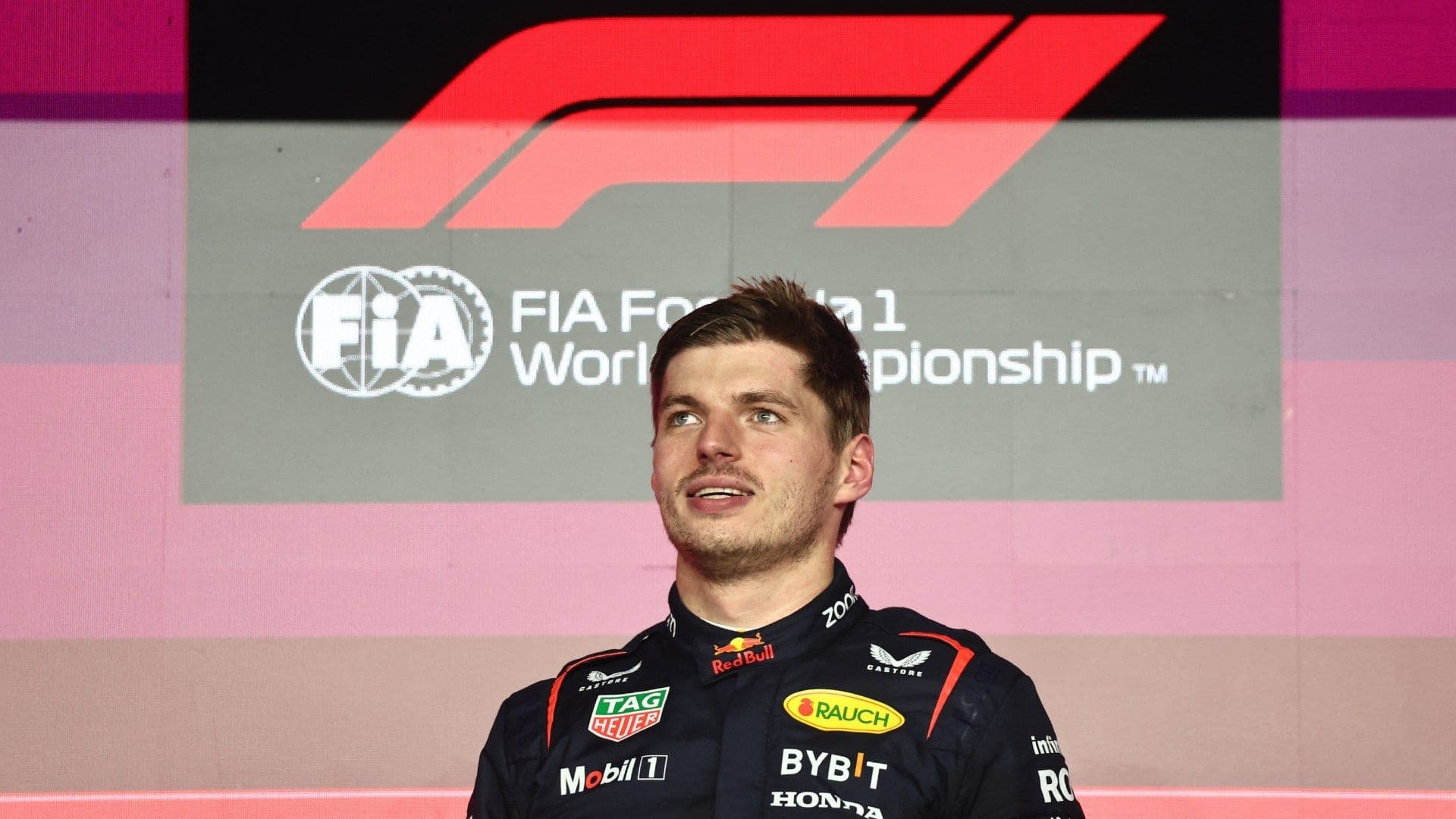 Max Verstappen Gana el Gran Premio de Qatar de F1; ‘Checo’ Pérez Abandonó la Carrera