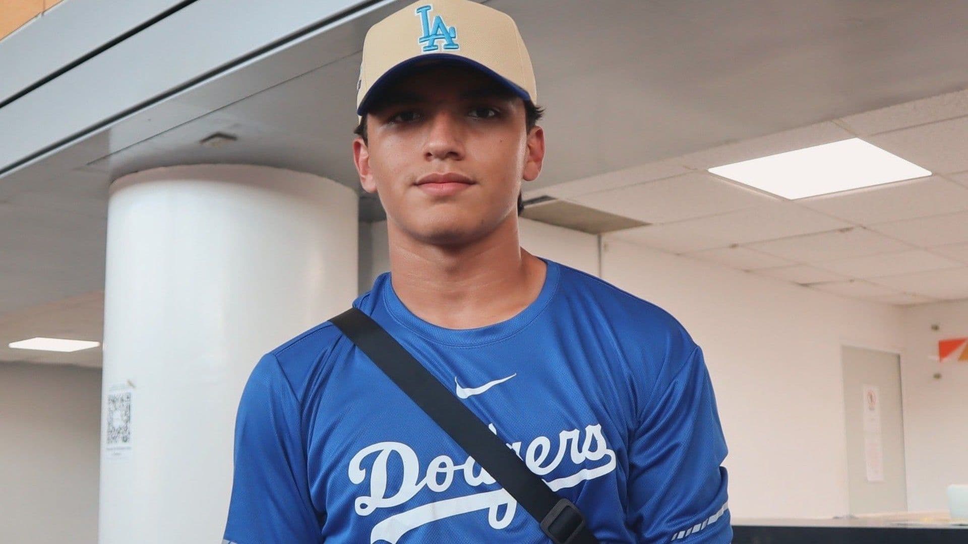 ¿Quién es Ezequiel Rivera, Beisbolista Mexicano de 14 Años Fichado por Los Dodgers?