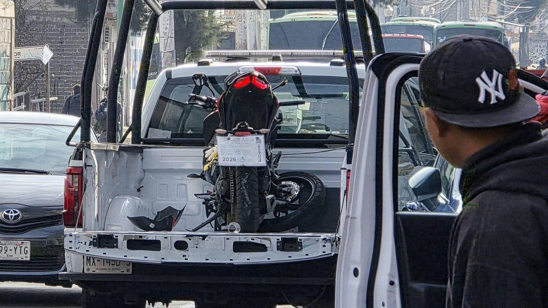 Identifican a Niña de 3 Años Herida en Accidente de Chalco; Familia Pide Apoyo Desde Venezuela