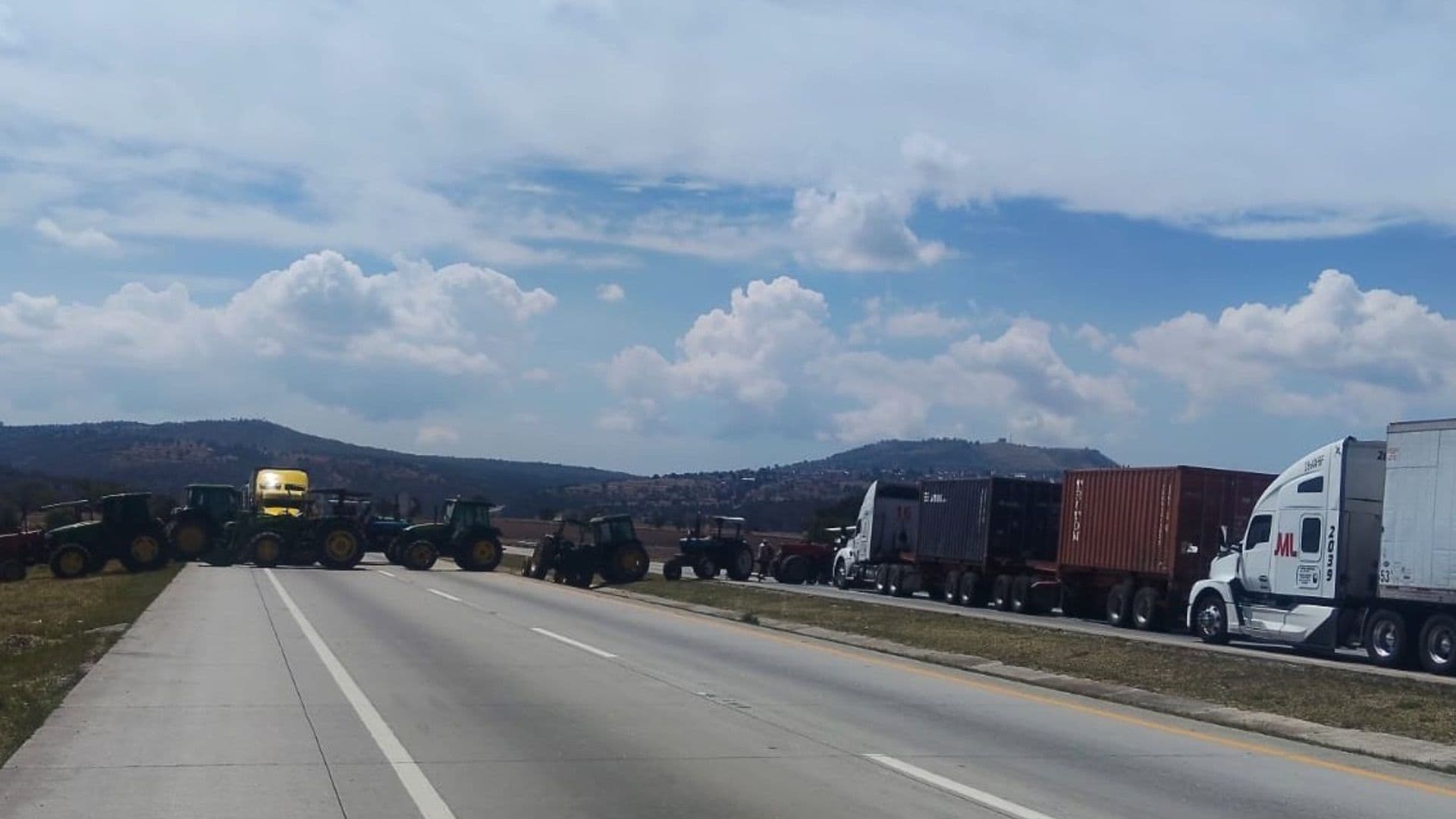Cierre Total por Paro de Transportistas y Agricultores Afecta al Arco Norte; Esto Debes Saber