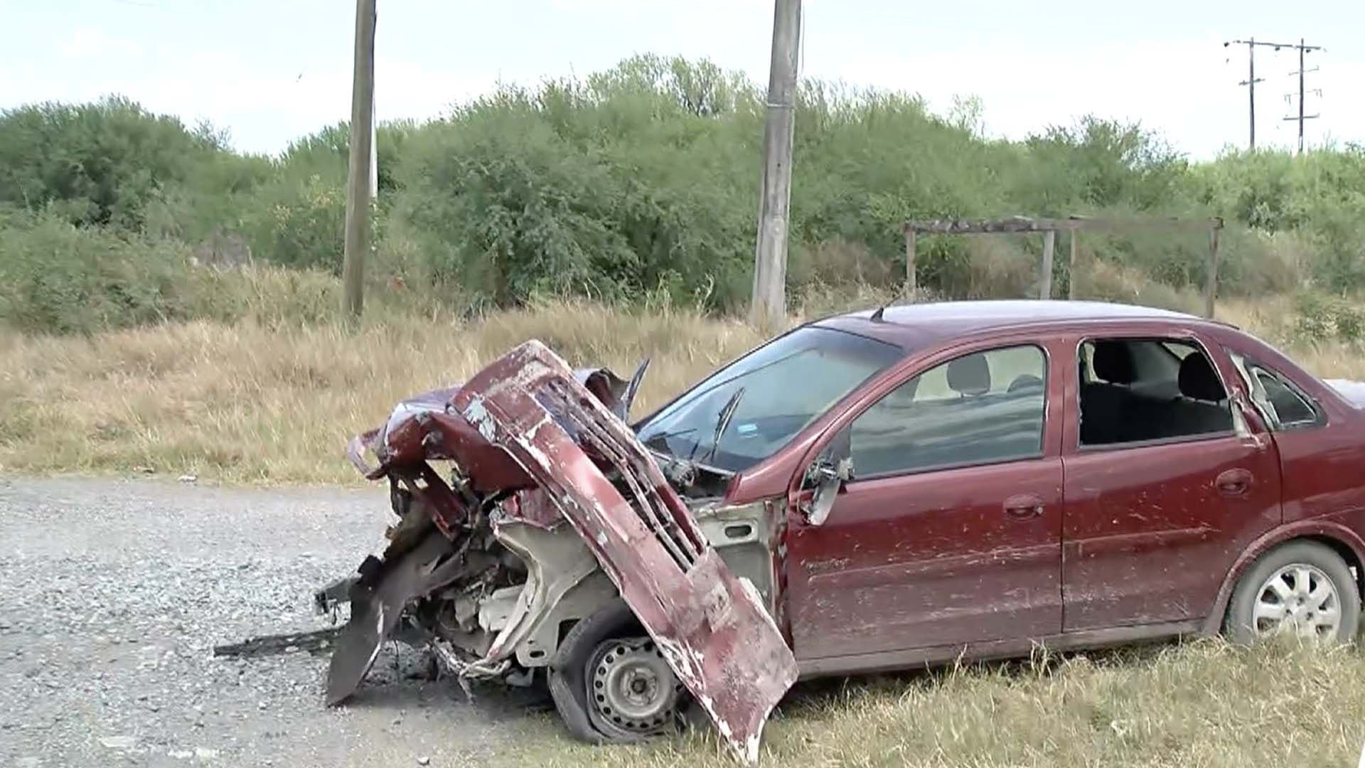 Tren Embiste Vehículo en la Carretera Victoria-Llera; Cuatro Personas Resultan Lesionados