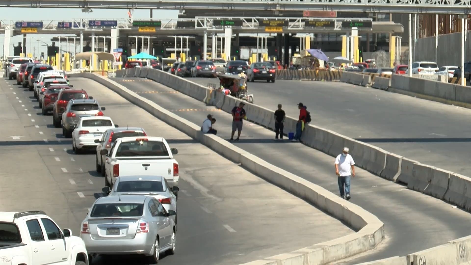 Tiempo de Cruce a San Diego desde Mexicali Hoy 13 de Abril: Así Están las Garitas
